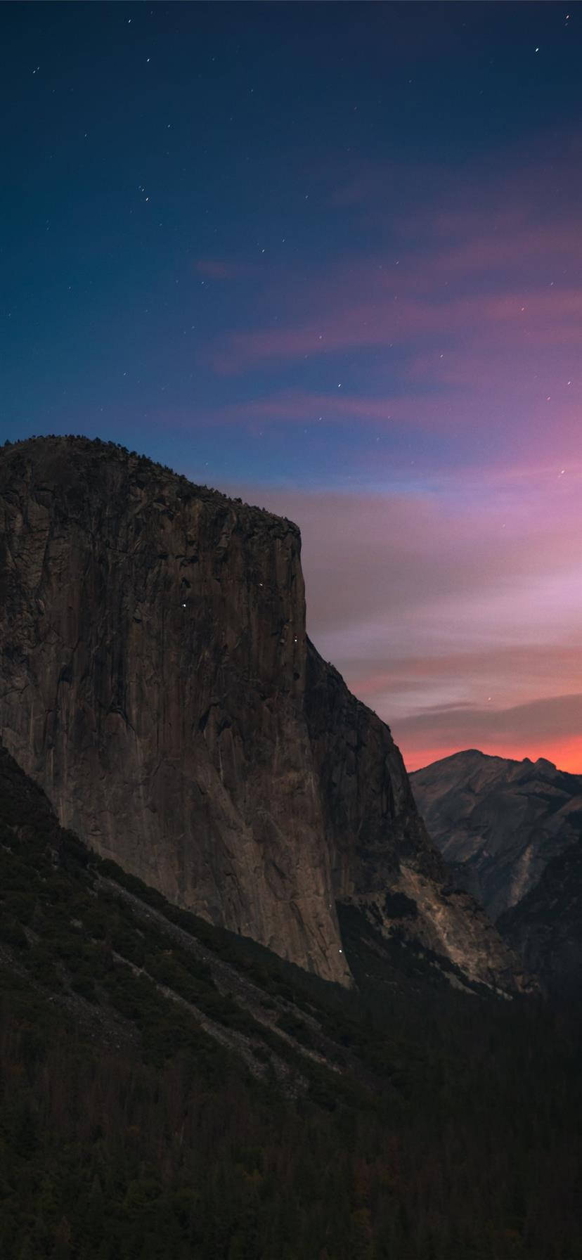 Kukumbatia kwa nguvu ya Yosemite National Park kwenye iPhone yako Picha ya Ukuta