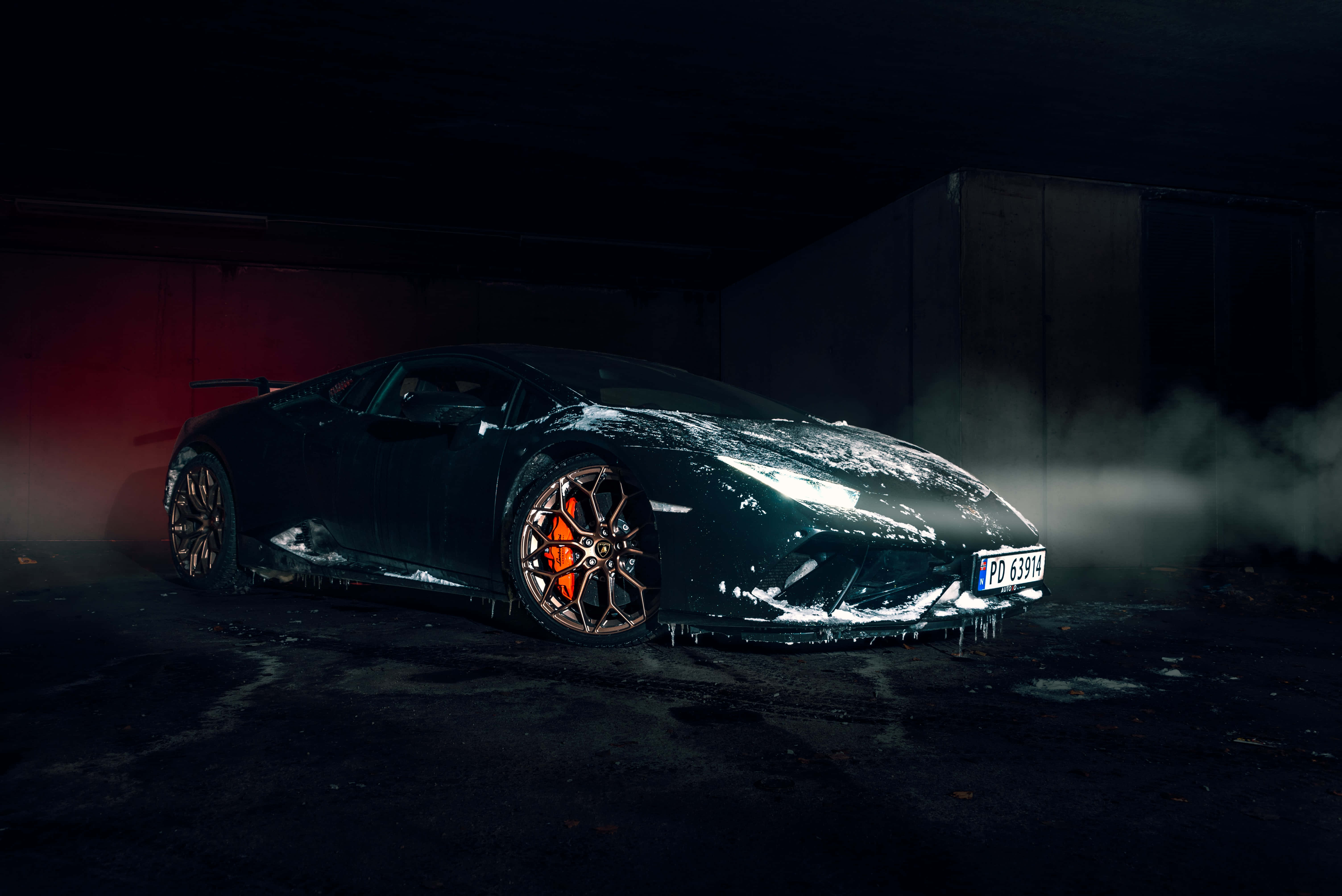 Kutolea Nguvu ya Lamborghini Picha ya Ukuta