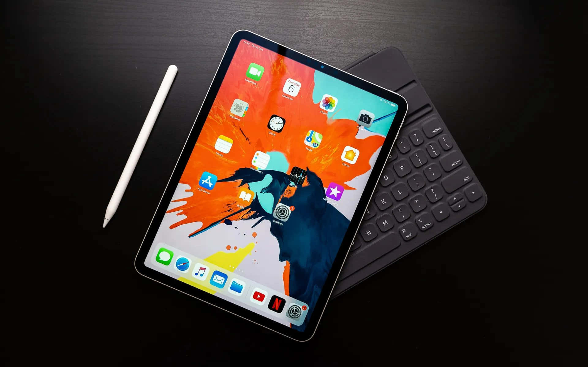 Kutumia iPad kwa mchakato wa kazi laini na wenye tija. Picha ya Ukuta