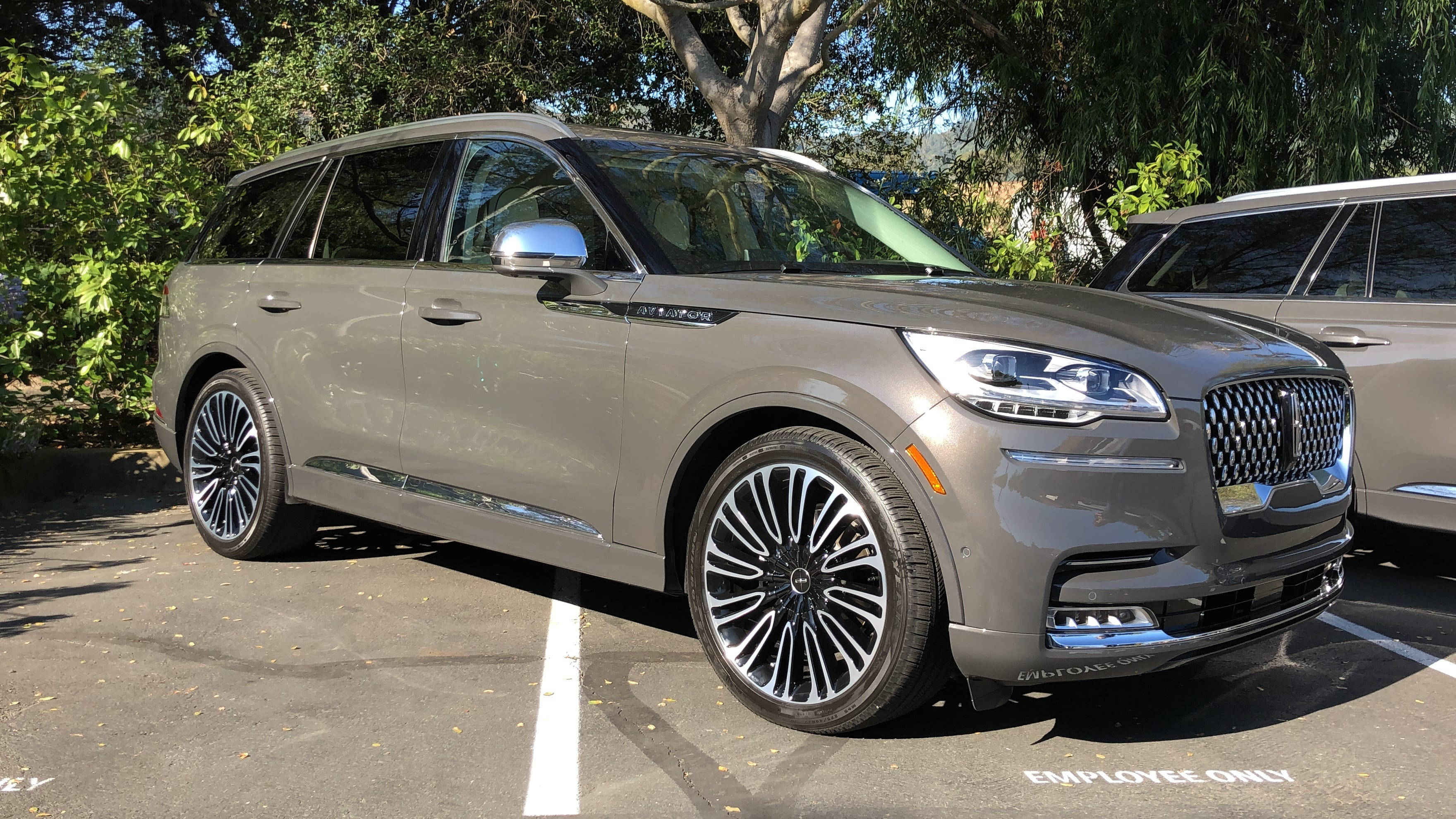 Lincoln Car Aviator SUV ya 2020 ya Kifahari Picha ya Ukuta
