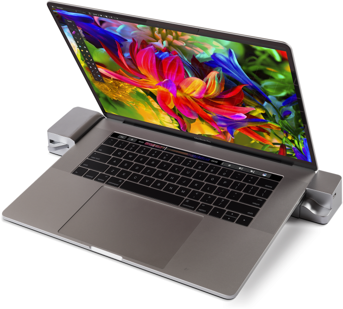 Mac Book Pro yenye Skrini ya Rangi na Vifaa Picha ya Ukuta