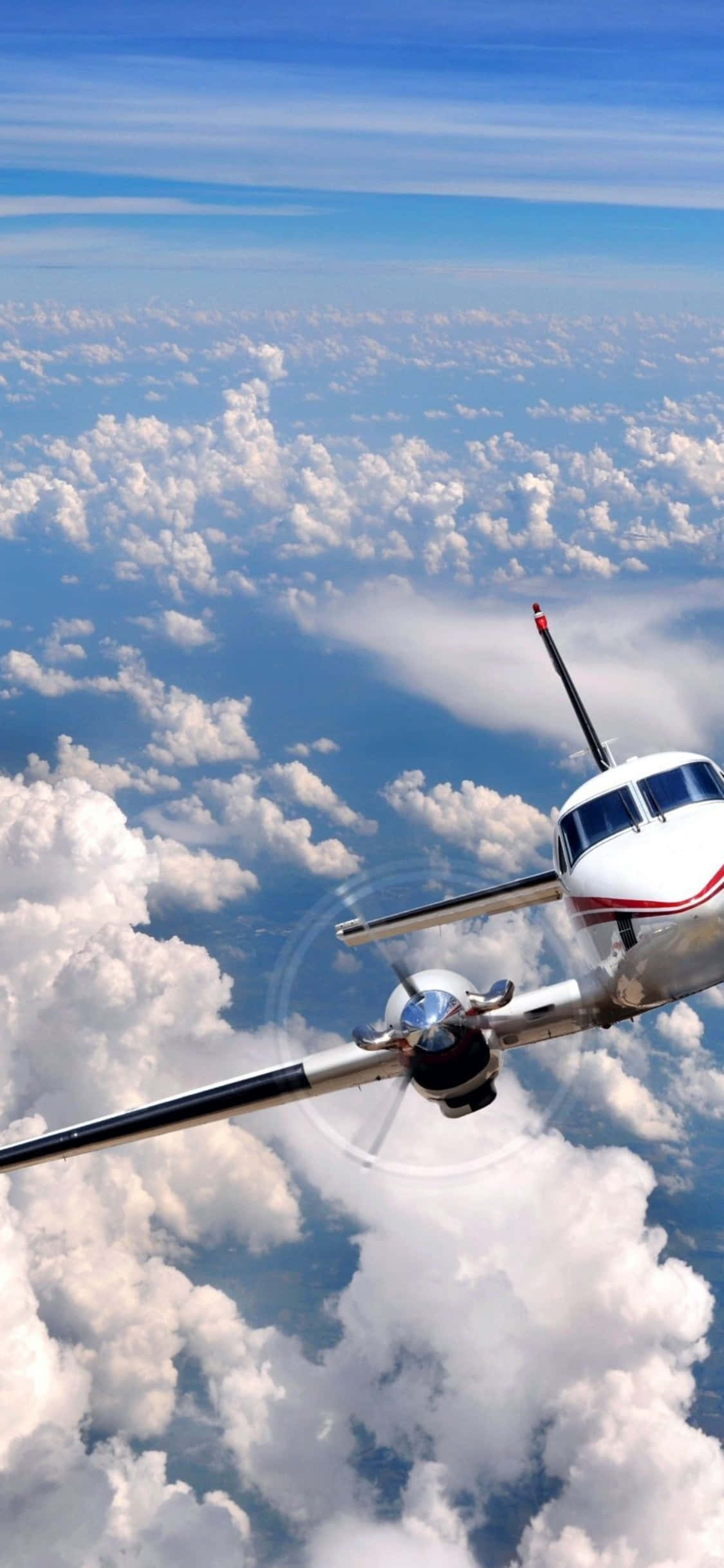 Mafanikio ya Kufurahisha Yana Wajitokeza na iPhone Xs na Microsoft Flight Simulator Picha ya Ukuta