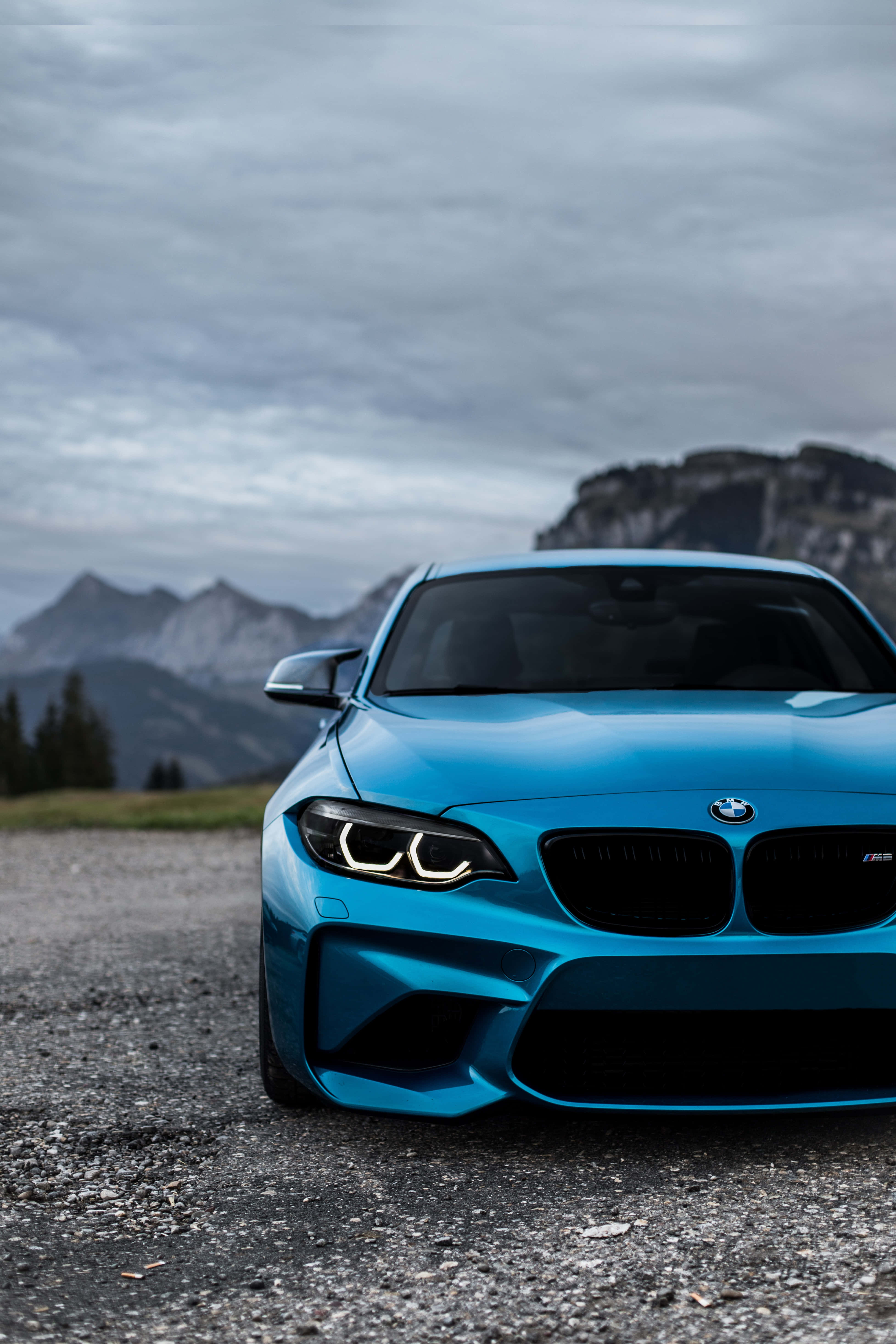 Mandhari ya BMW Rangi ya Bluu ya Gari Picha ya Ukuta