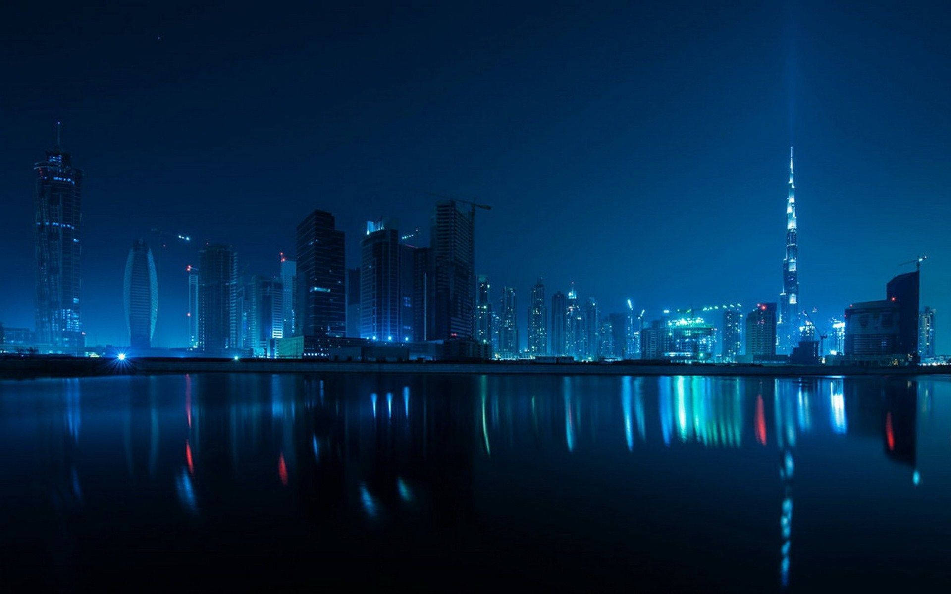 Mandhari ya Dubai ya Rangi ya Bluu kwa PC Picha ya Ukuta