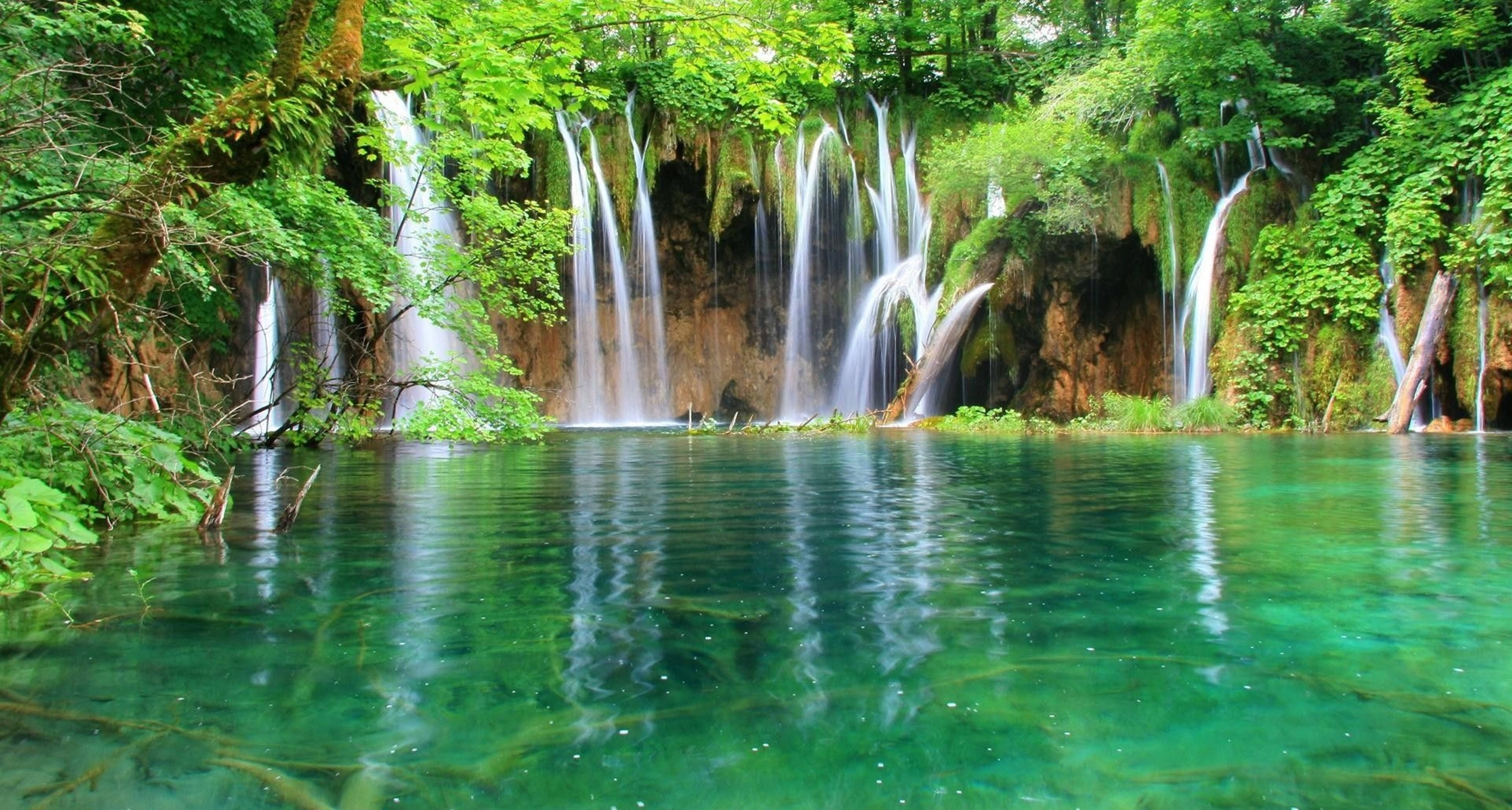 Maporomoko ya Maji ya Hifadhi ya Taifa ya Plitvice HD Picha ya Ukuta