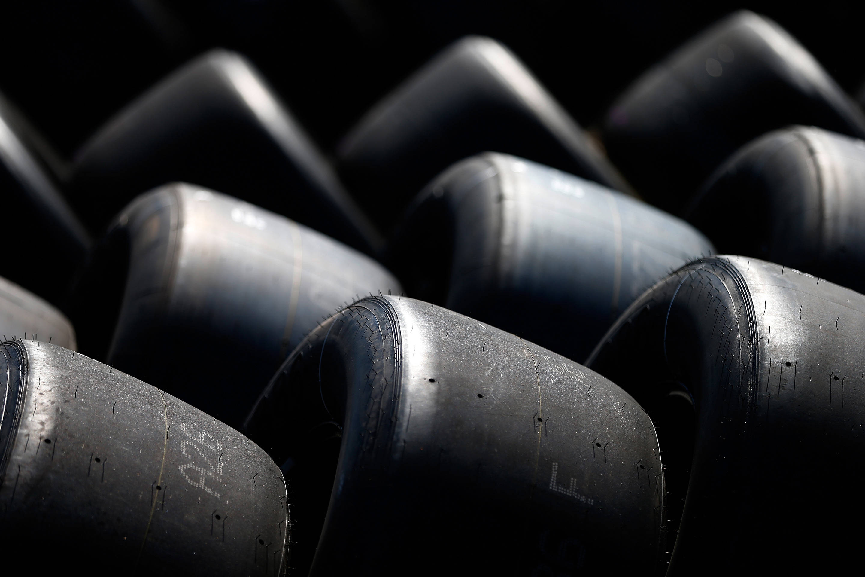 Matairi ya Mashindano ya Goodyear Motorsport Picha ya Ukuta