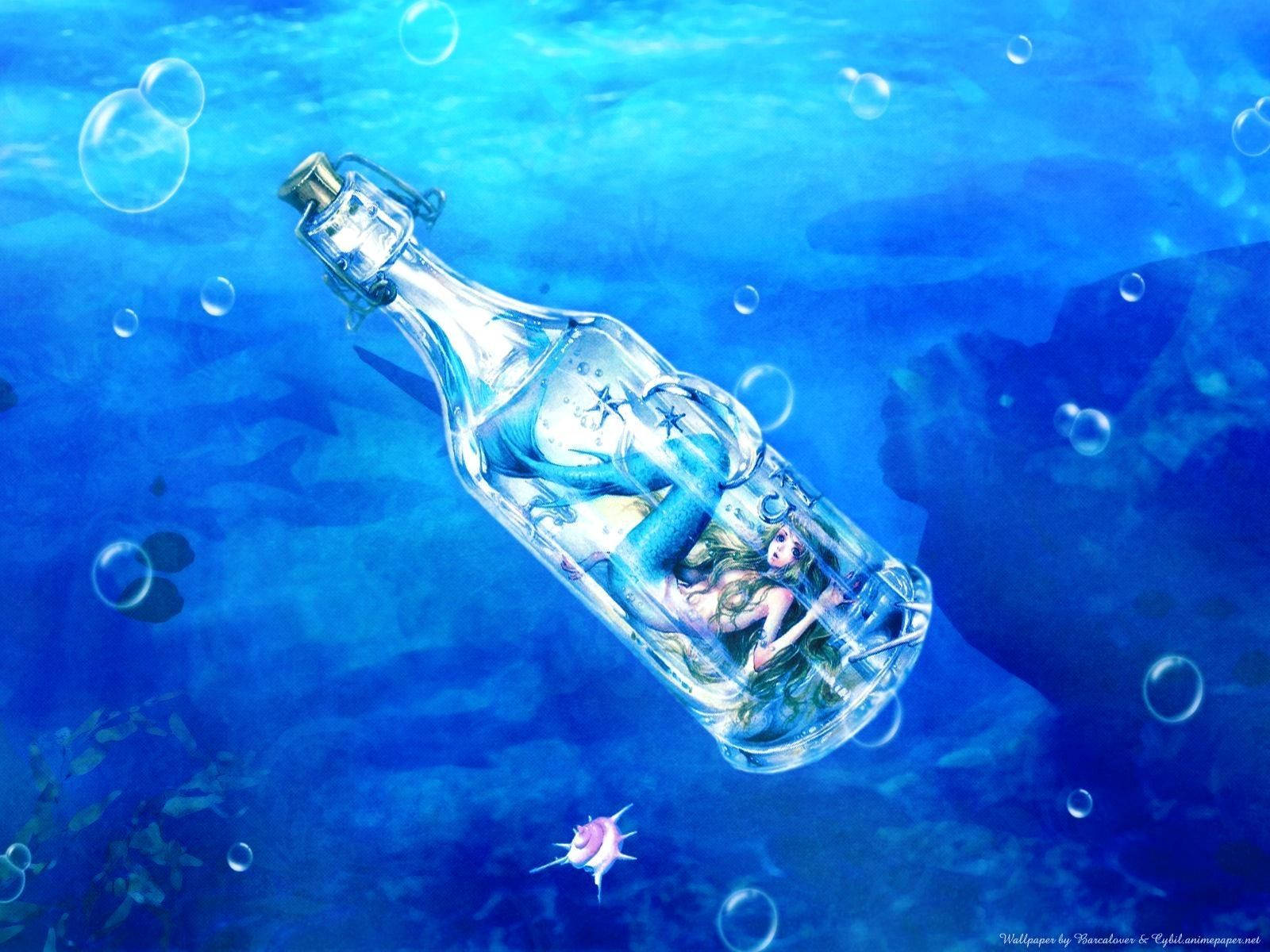 Mermaid ya Kuvutia Iliyopatikana kwenye Chupa Picha ya Ukuta