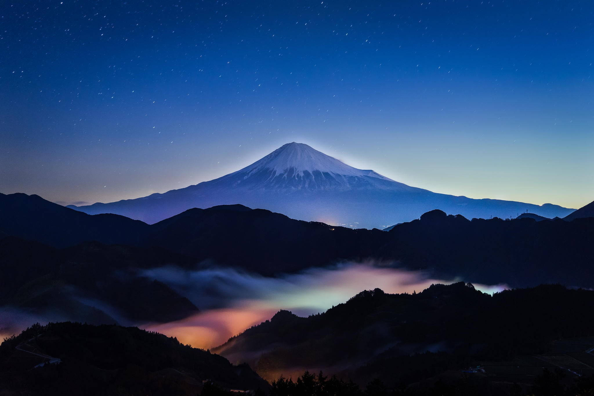 Mlima Fuji Japan 4K Usiku Picha ya Ukuta