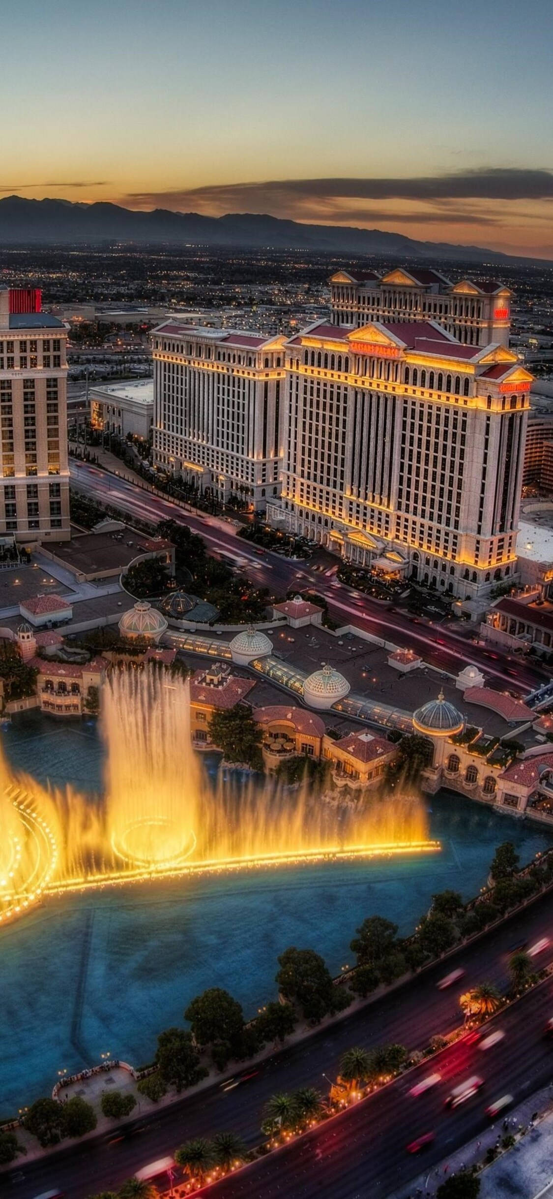Mnara wa Caesars Palace Mjini Vegas iPhone Picha ya Ukuta