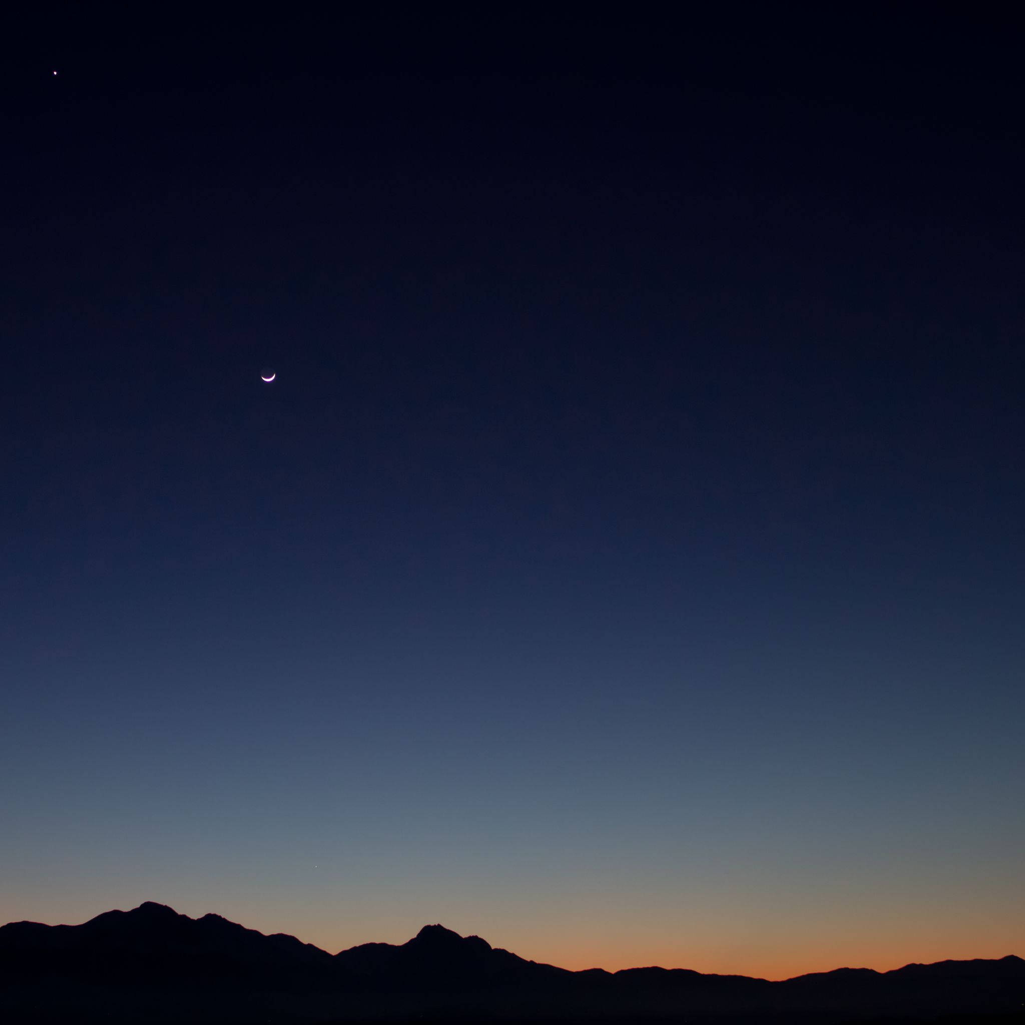 Moon Night Horizon iPad Display Picha ya Ukuta