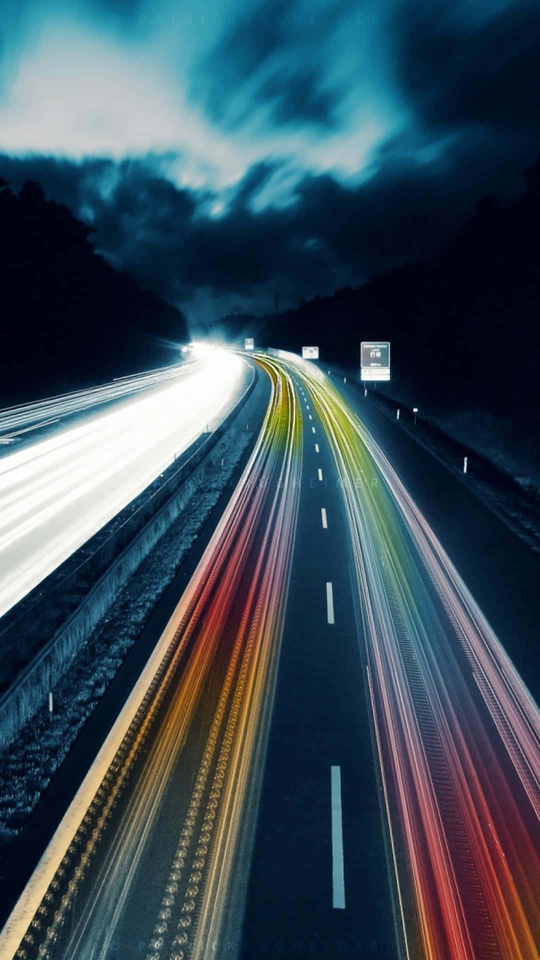Motorway Time Lapse iPhone 7 Plus Live Picha ya Ukuta