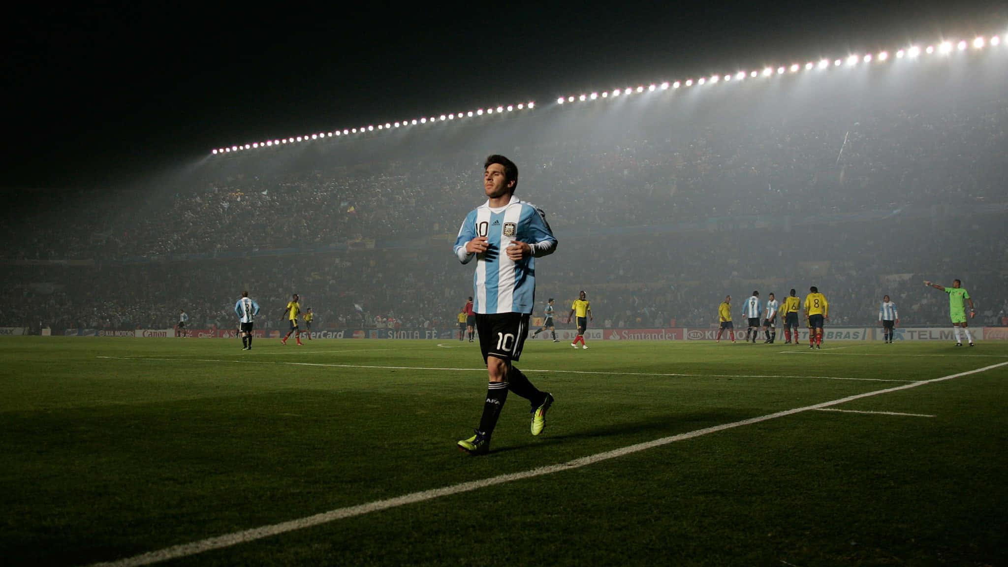 "Mvua wa Uwanja: Messi" Picha ya Ukuta