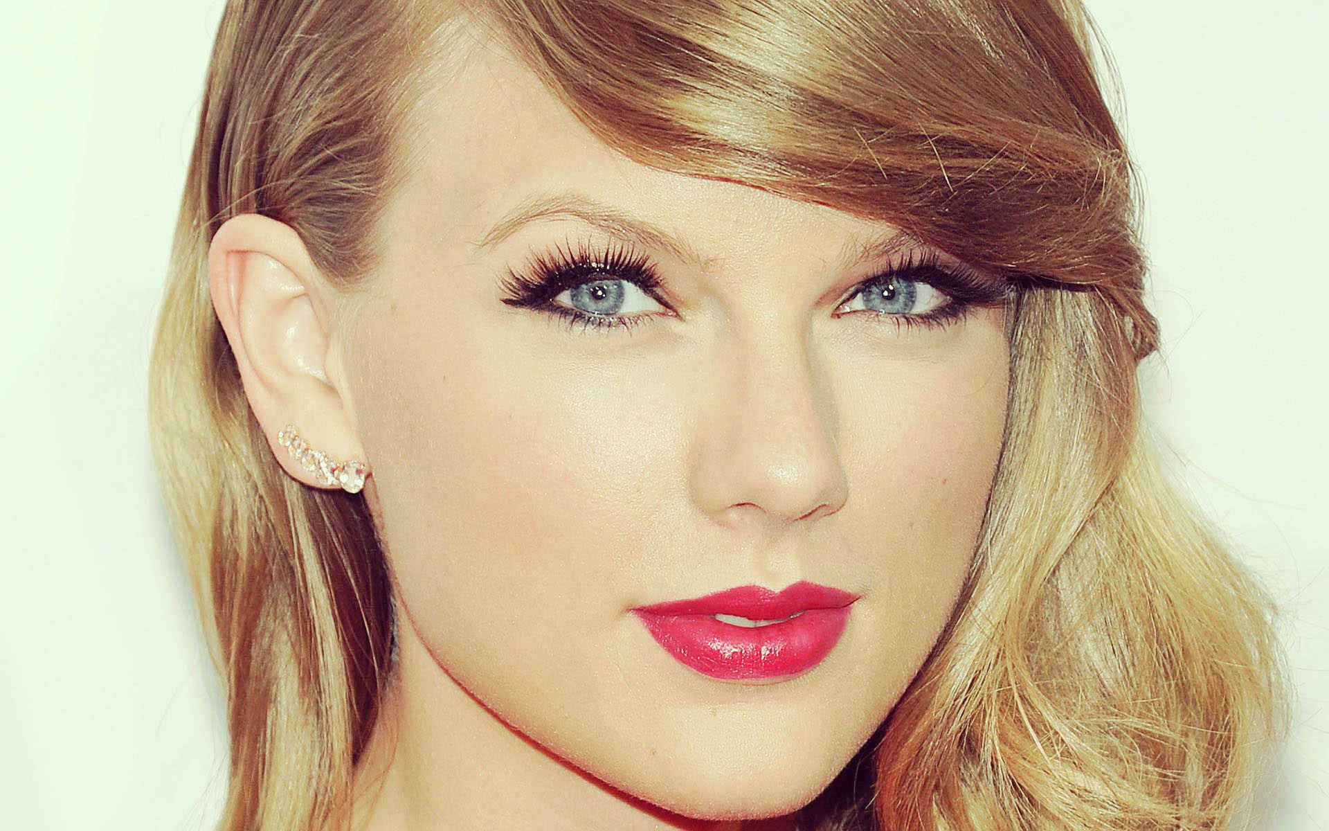 "Mvuto wa Sumaku" Taylor Swift Picha ya Ukuta