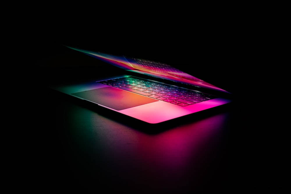 Mwanga wa Skrini ya Pink wa Laptop Bora ya Kimaadili Picha ya Ukuta