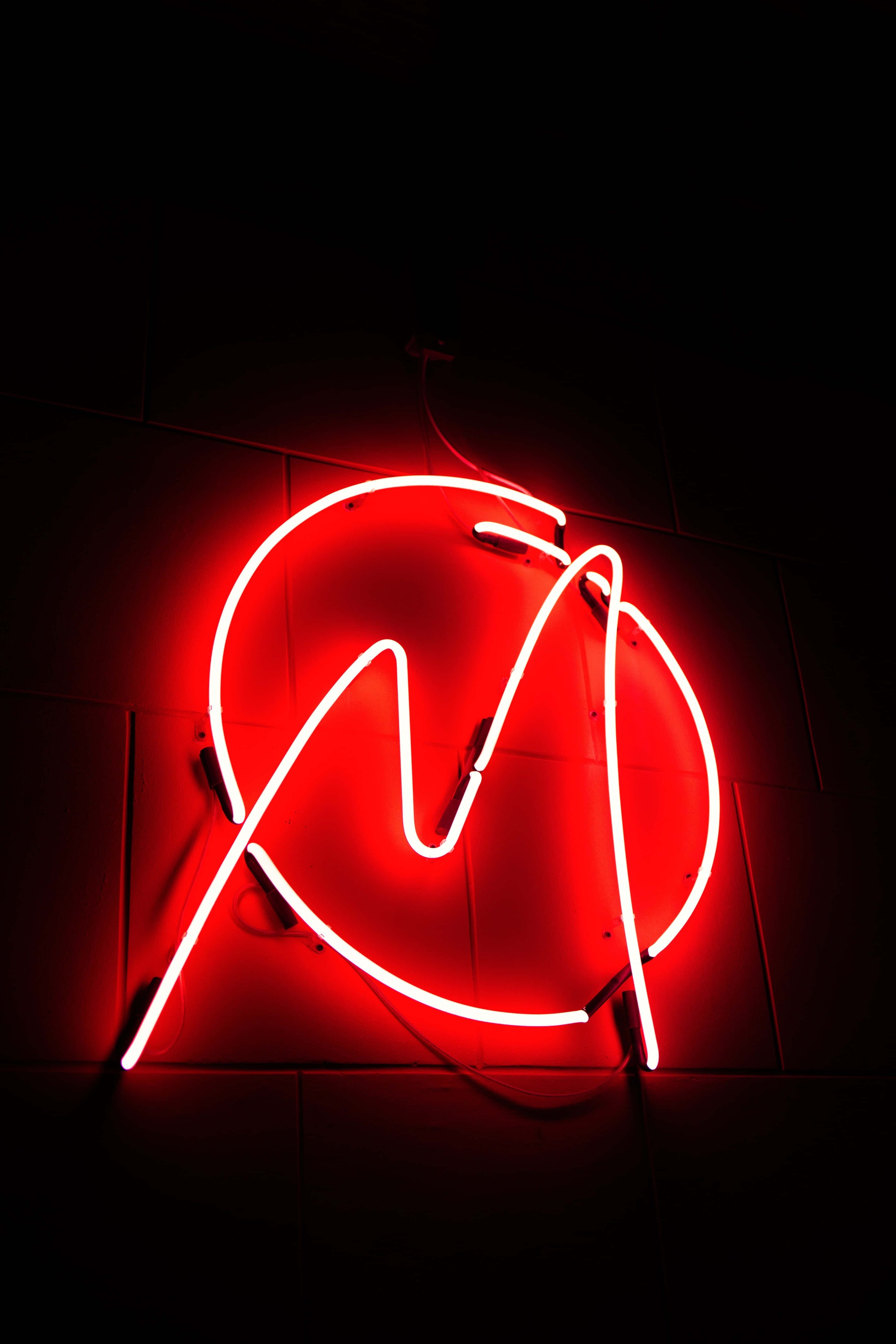 Mwangaza wa Neon Nyekundu wa Gradient Picha ya Ukuta