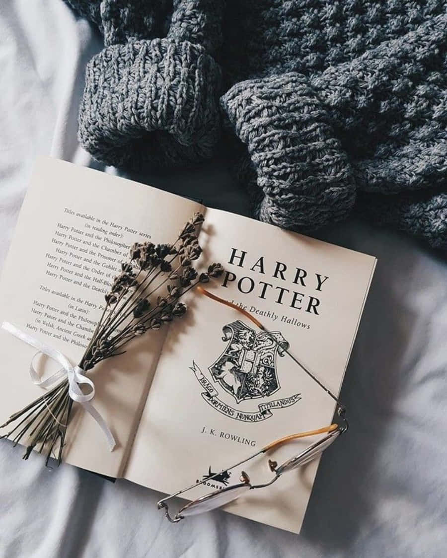 Mwonekano wa ndoto wa Shule ya Uchawi na Uroho ya Hogwarts Picha ya Ukuta