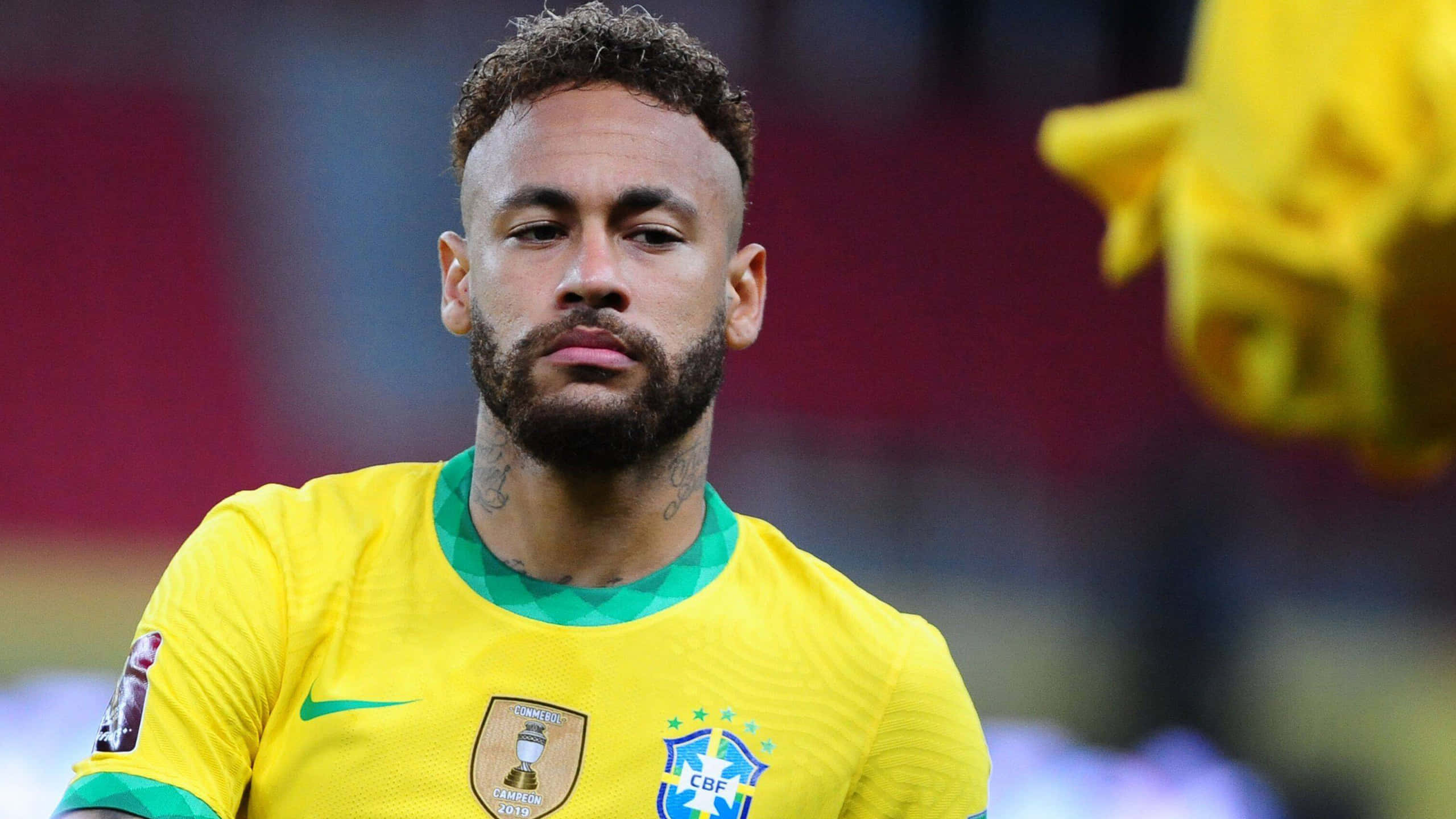 Neymar akivunja rekodi uwanjani Picha ya Ukuta