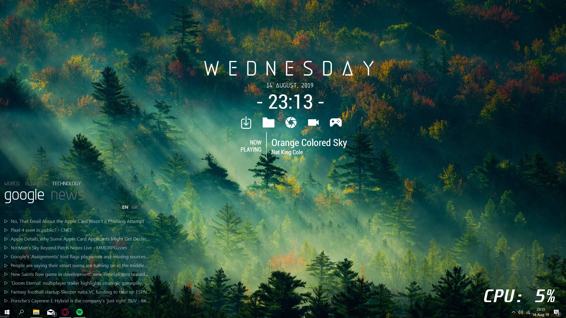 Ngozi ya Rainmeter Inayoonyesha Msitu Mzuri Picha ya Ukuta