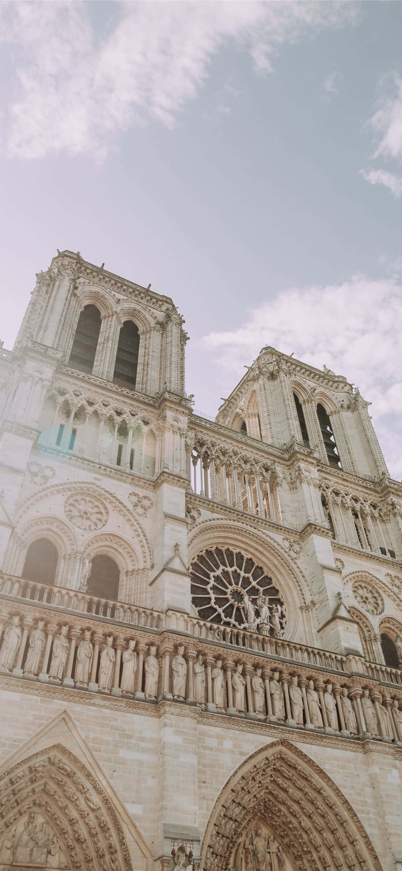 Notre Dame Cathedral Front Architecture Picha ya Ukuta