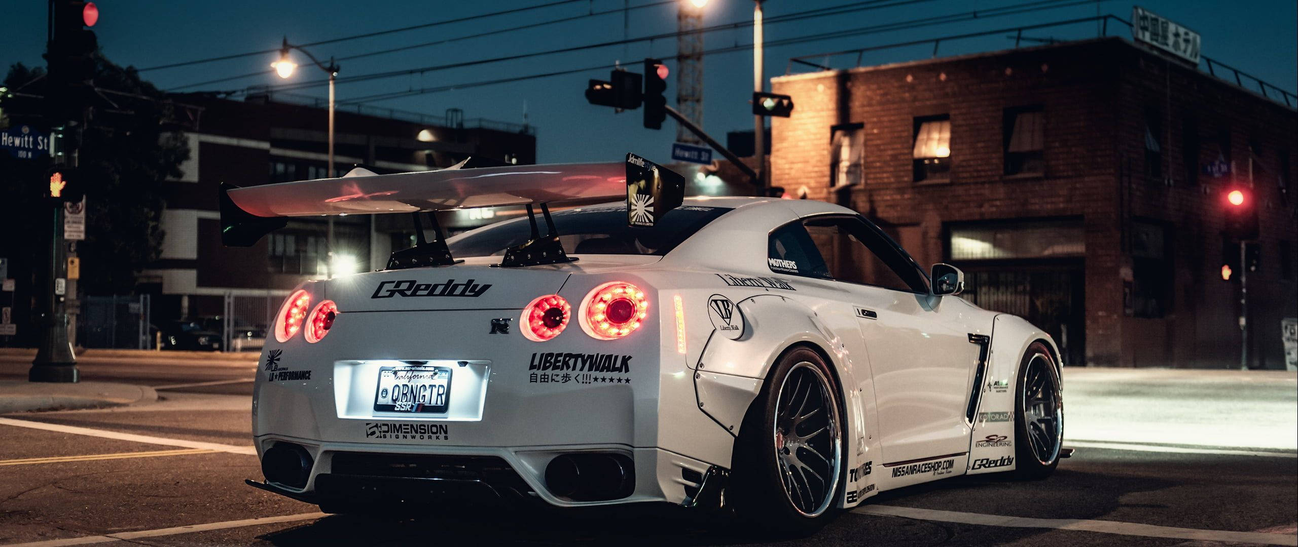Nyuma ya Nissan Skyline GTR R34 Nyeupe Picha ya Ukuta