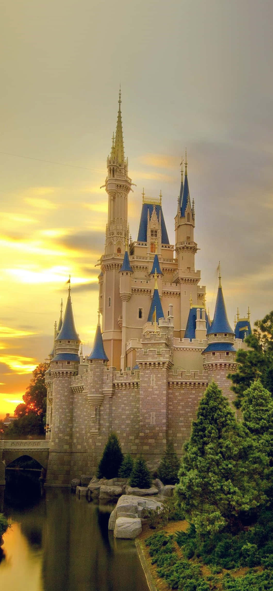Ongeza Uchawi Maishani Mwako na Upate iPhone 7 ya Disney Picha ya Ukuta