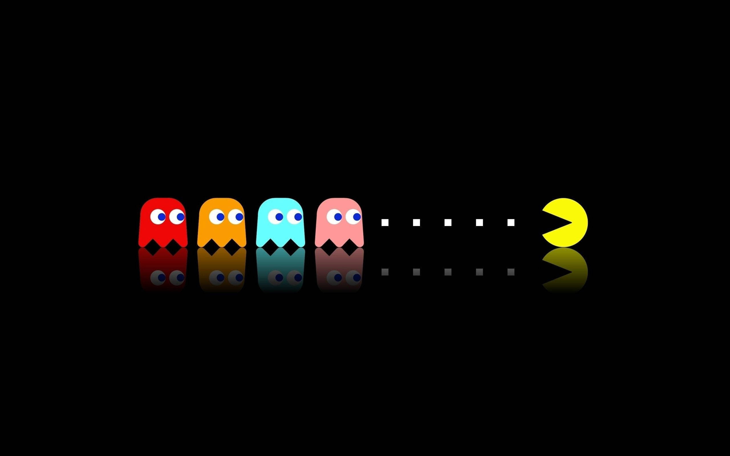 Pacman Akicheza Kuelekea Vizuka Picha ya Ukuta