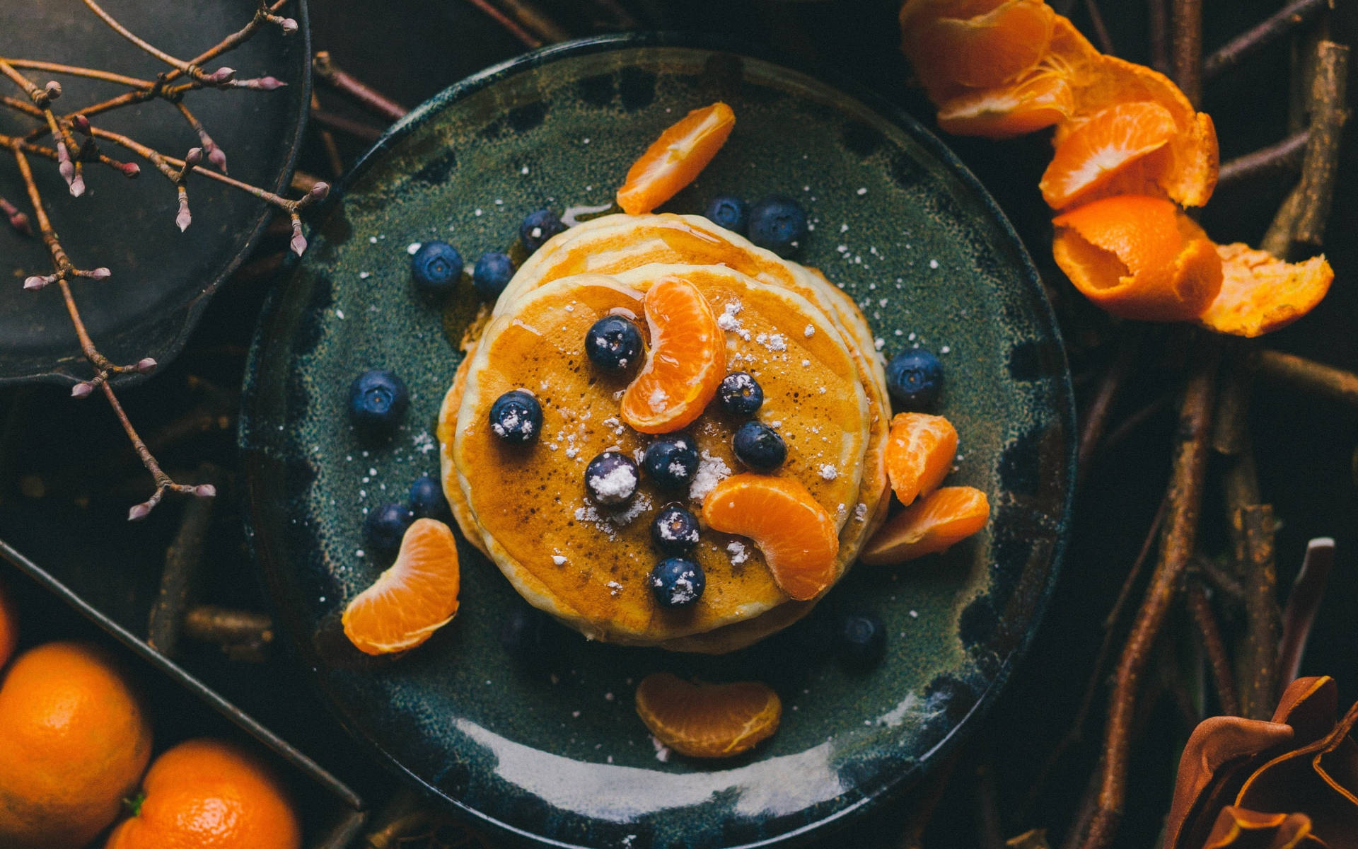 Pancake na Beri na Mango Picha ya Ukuta