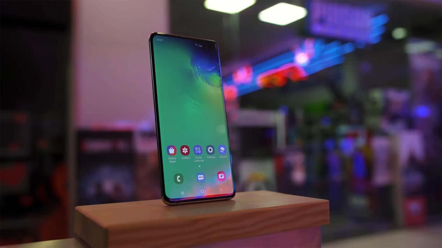 Pata Galaxy S10 mpya na ujione nguvu na muundo usio na kifani Picha ya Ukuta