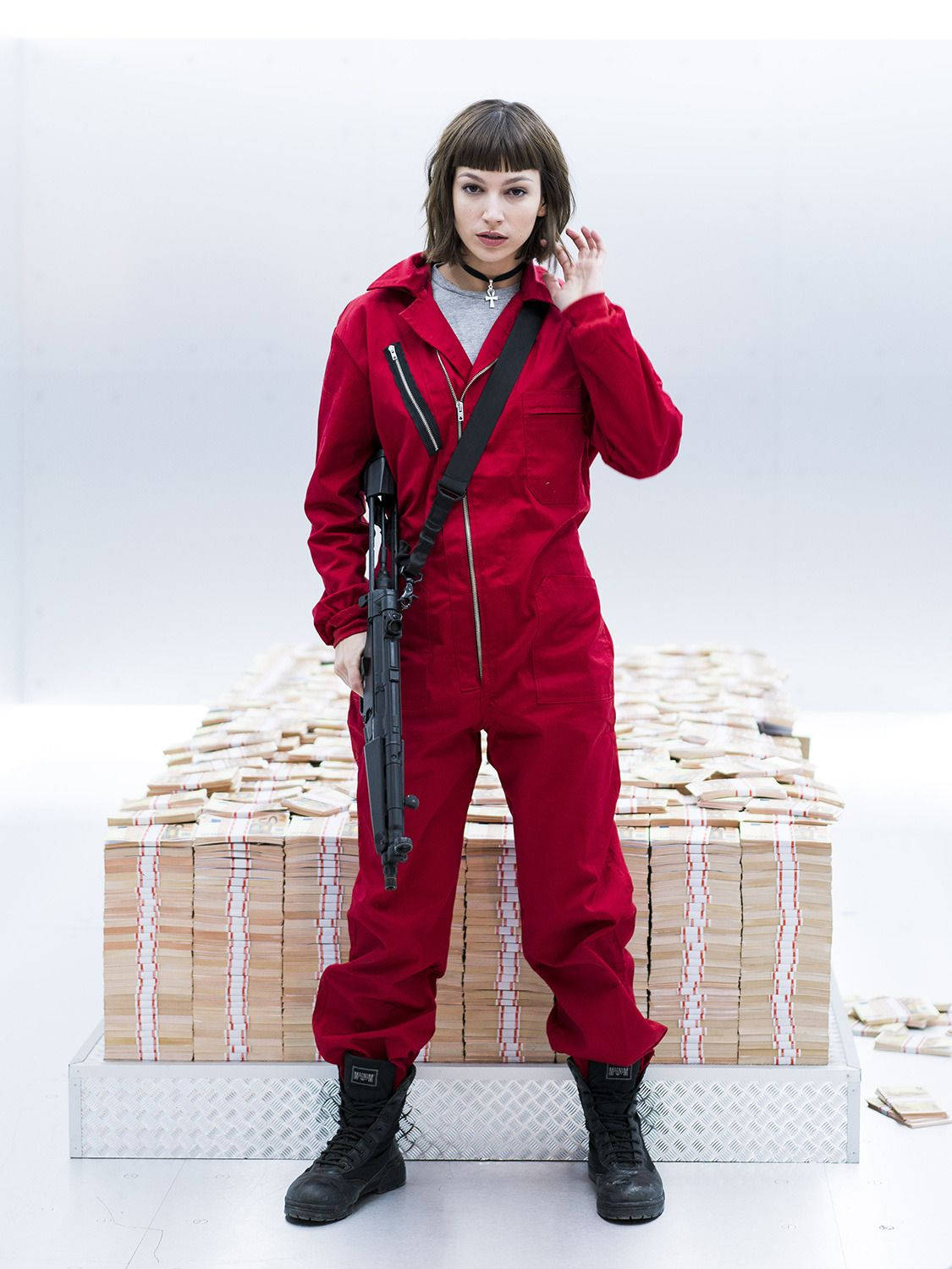 Picha Kamili ya Tokyo kutoka Money Heist Picha ya Ukuta