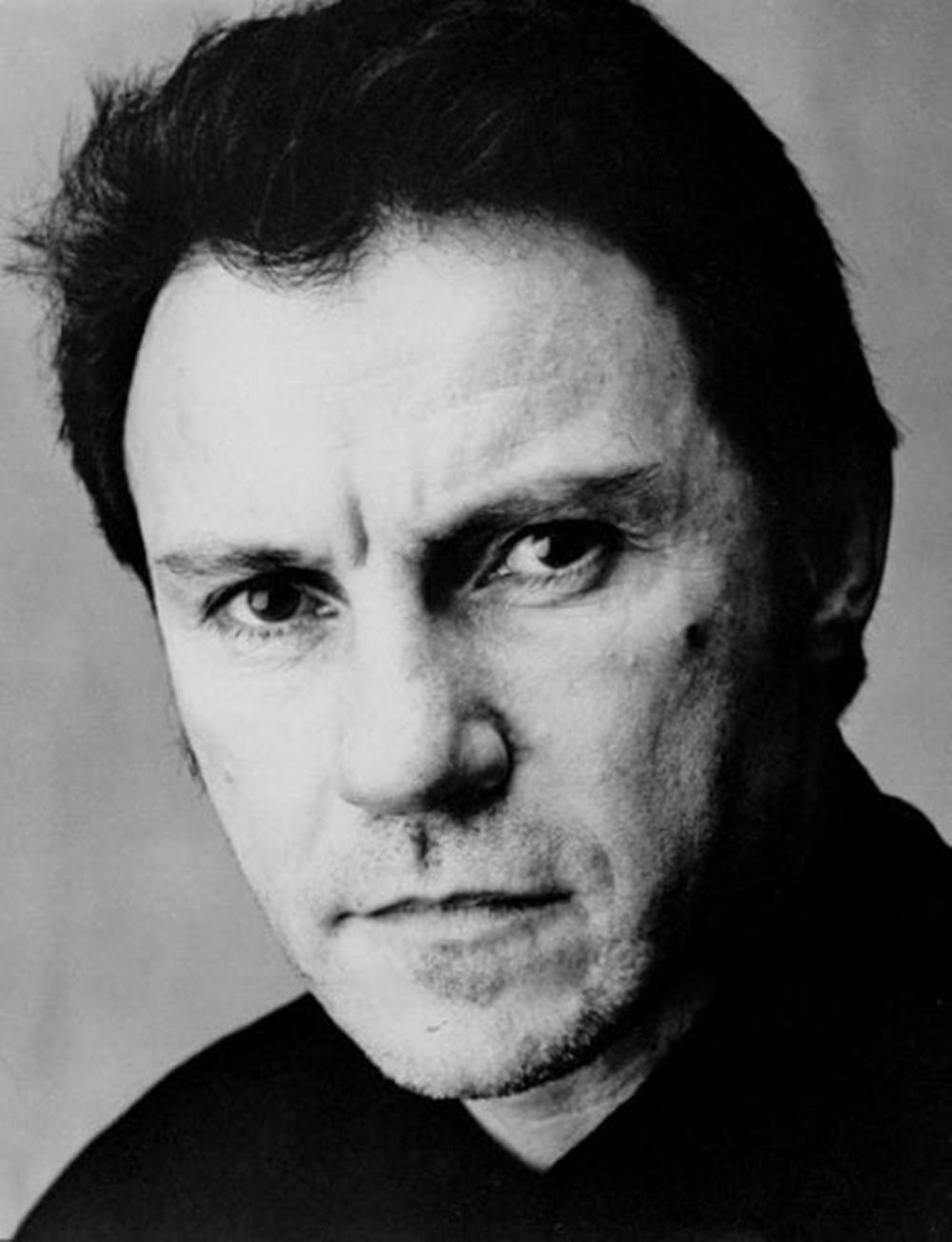 Picha Nyeusi na Nyeupe ya Karibu ya Harvey Keitel Picha ya Ukuta