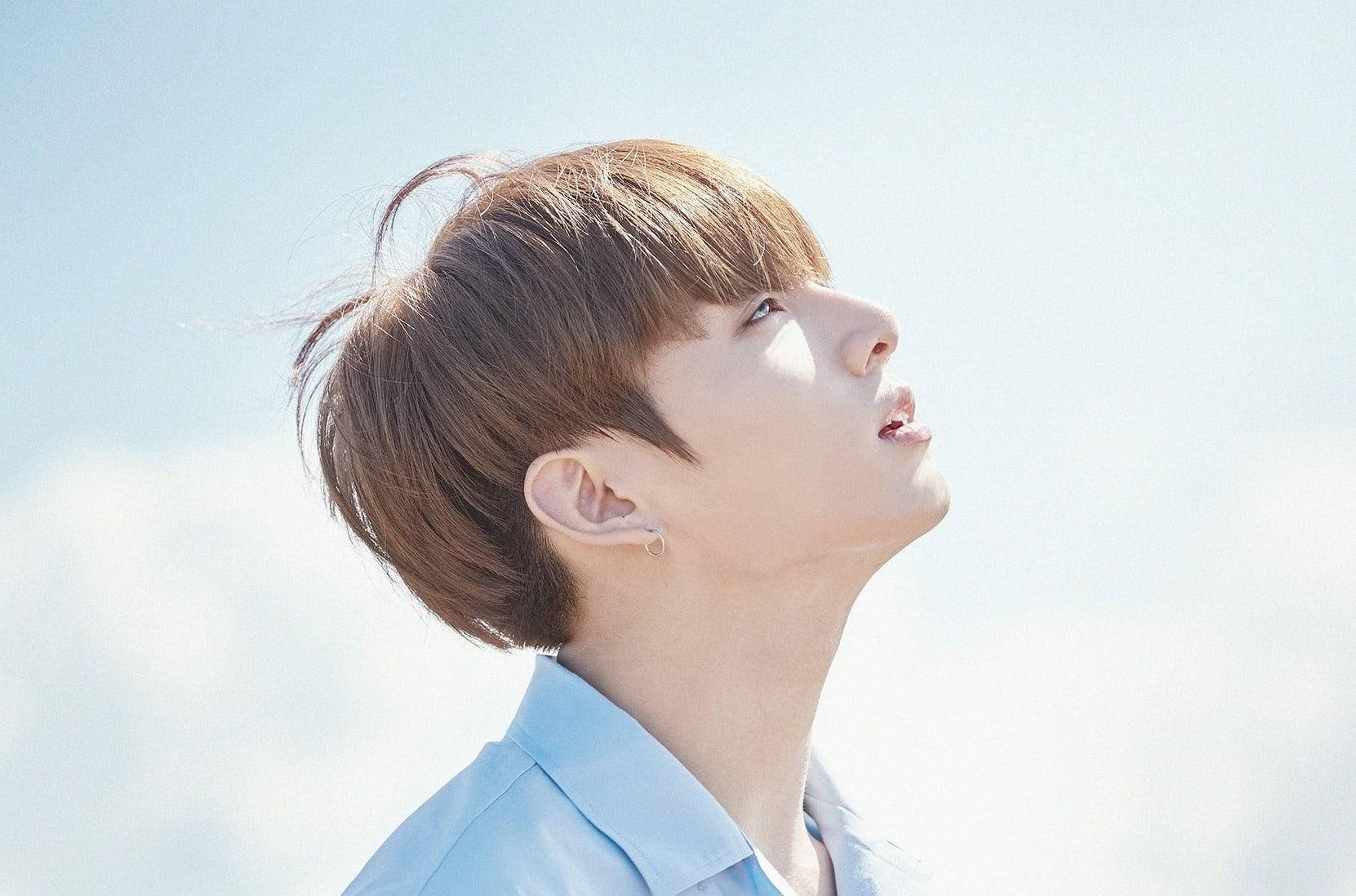 Picha Nzuri ya BTS Jungkook Upande Picha ya Ukuta