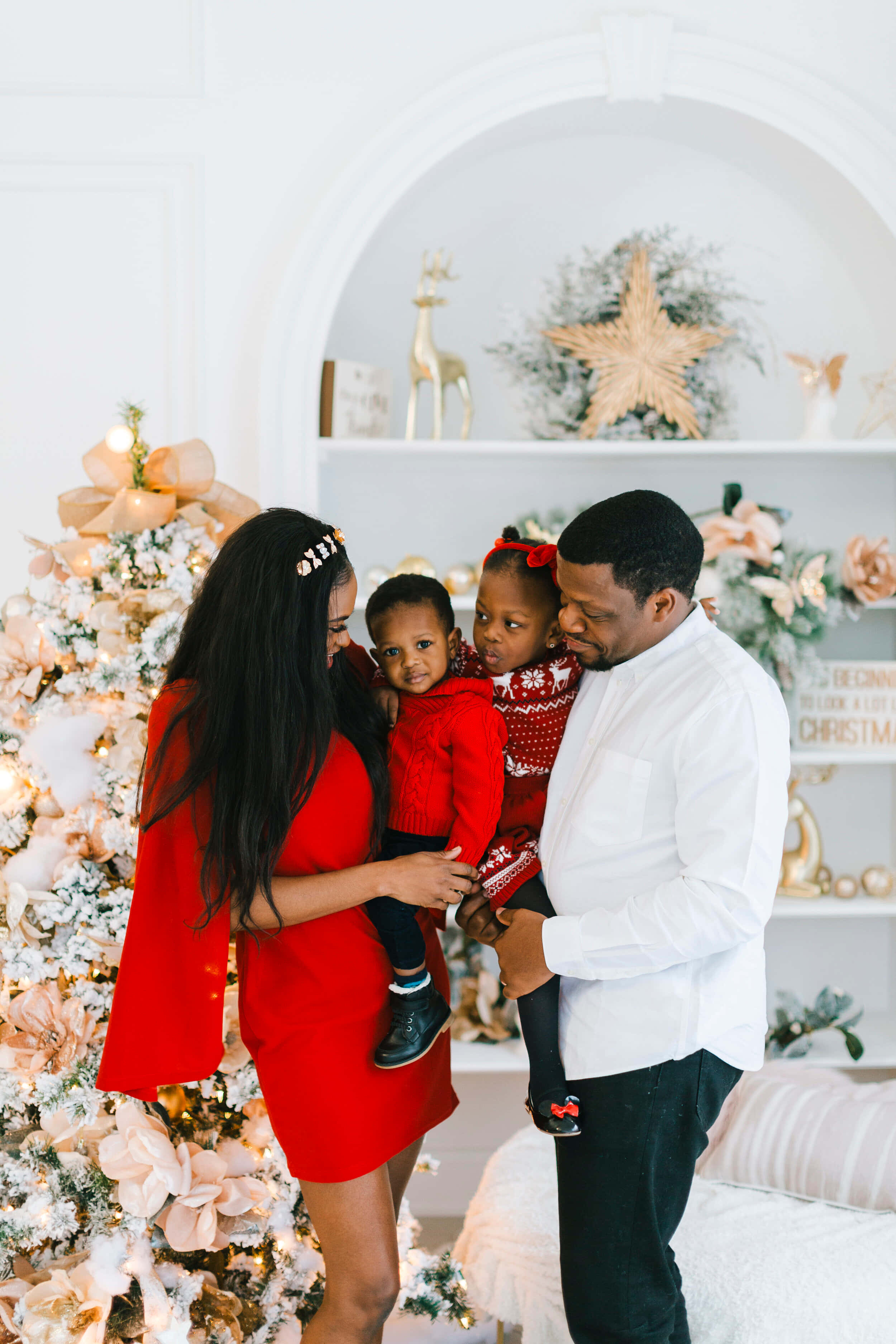 Picha Nzuri ya Familia Nyeusi ya Krismasi Picha ya Ukuta