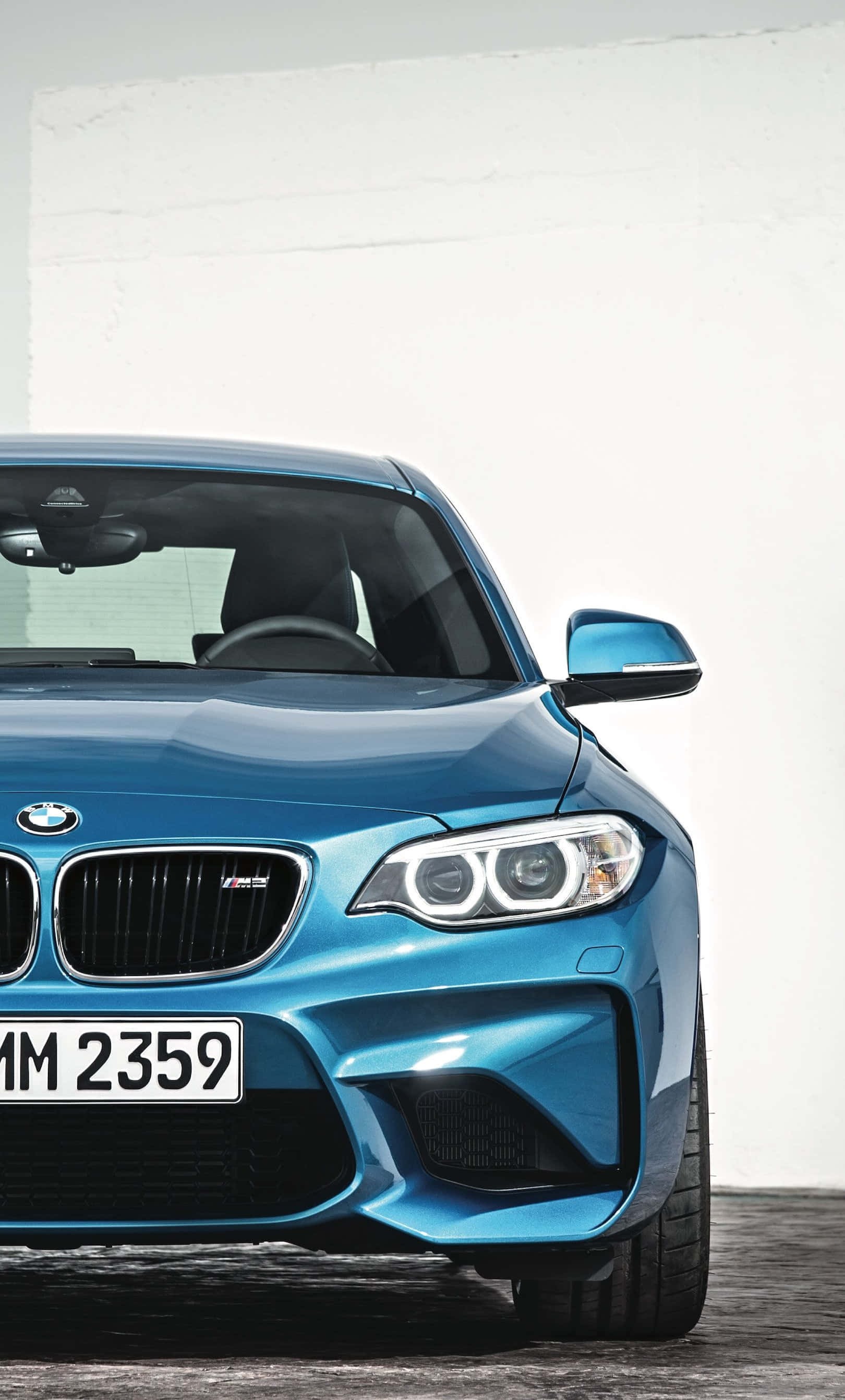 Picha ya BMW ya iPhone yenye Mtindo na Gari la Kifahari na Nembo Picha ya Ukuta