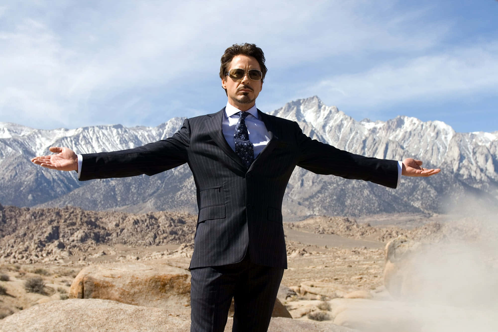 Picha ya Iron Man Robert Downey Jr Jangwani Picha ya Ukuta