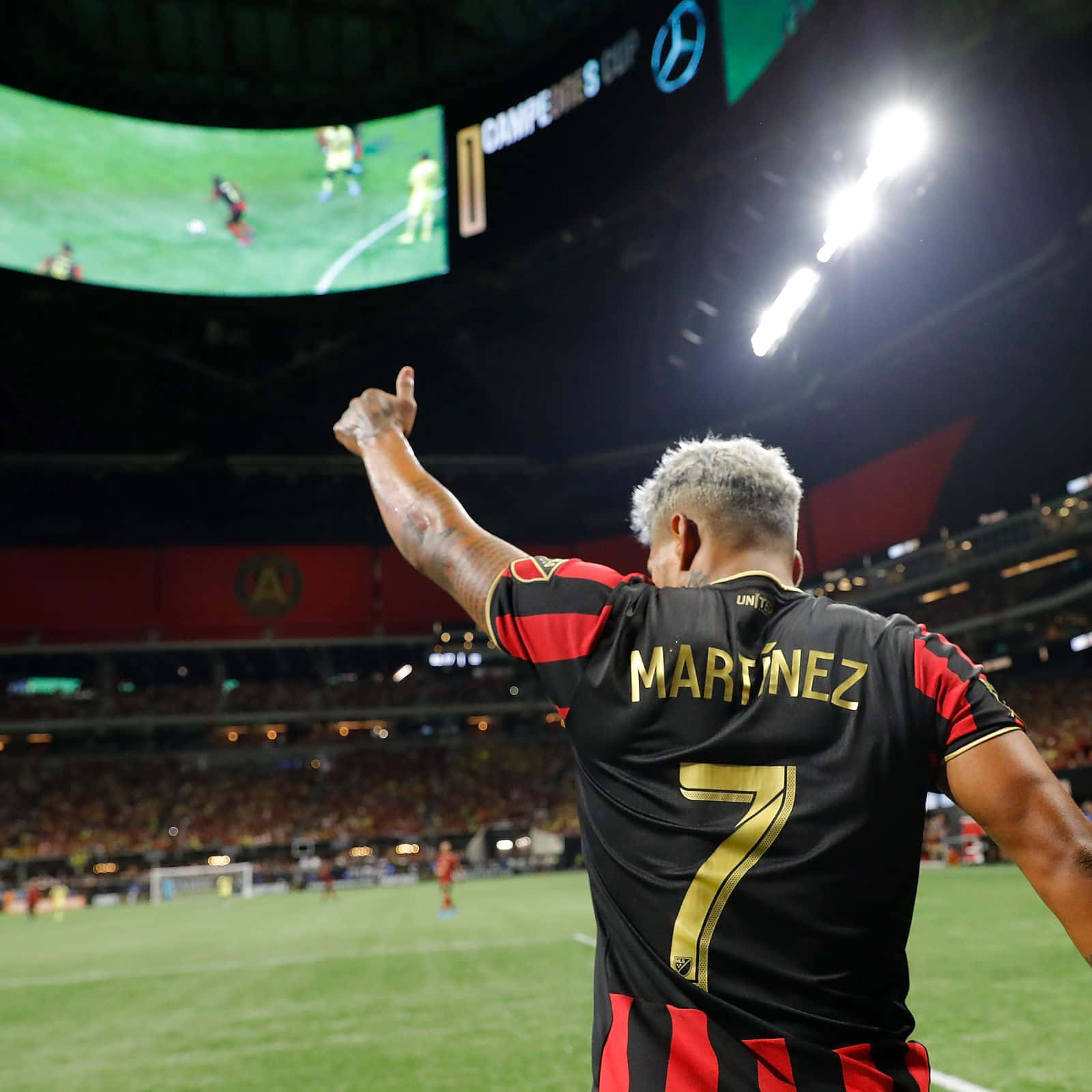 Picha ya Josef Martinez Kombe la Mabingwa Picha ya Ukuta