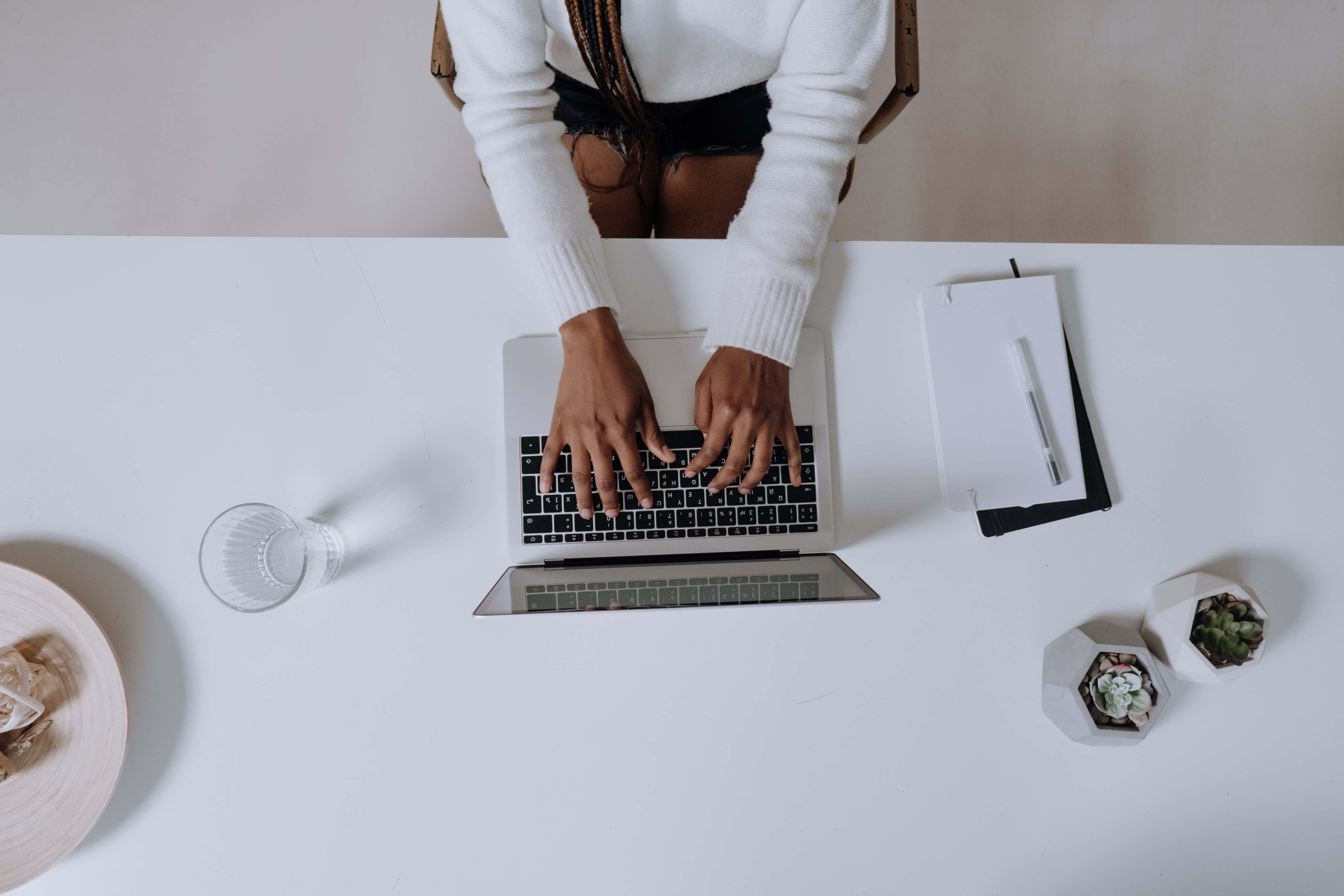Picha za MacBook zenye mwonekano mzuri Picha ya Ukuta