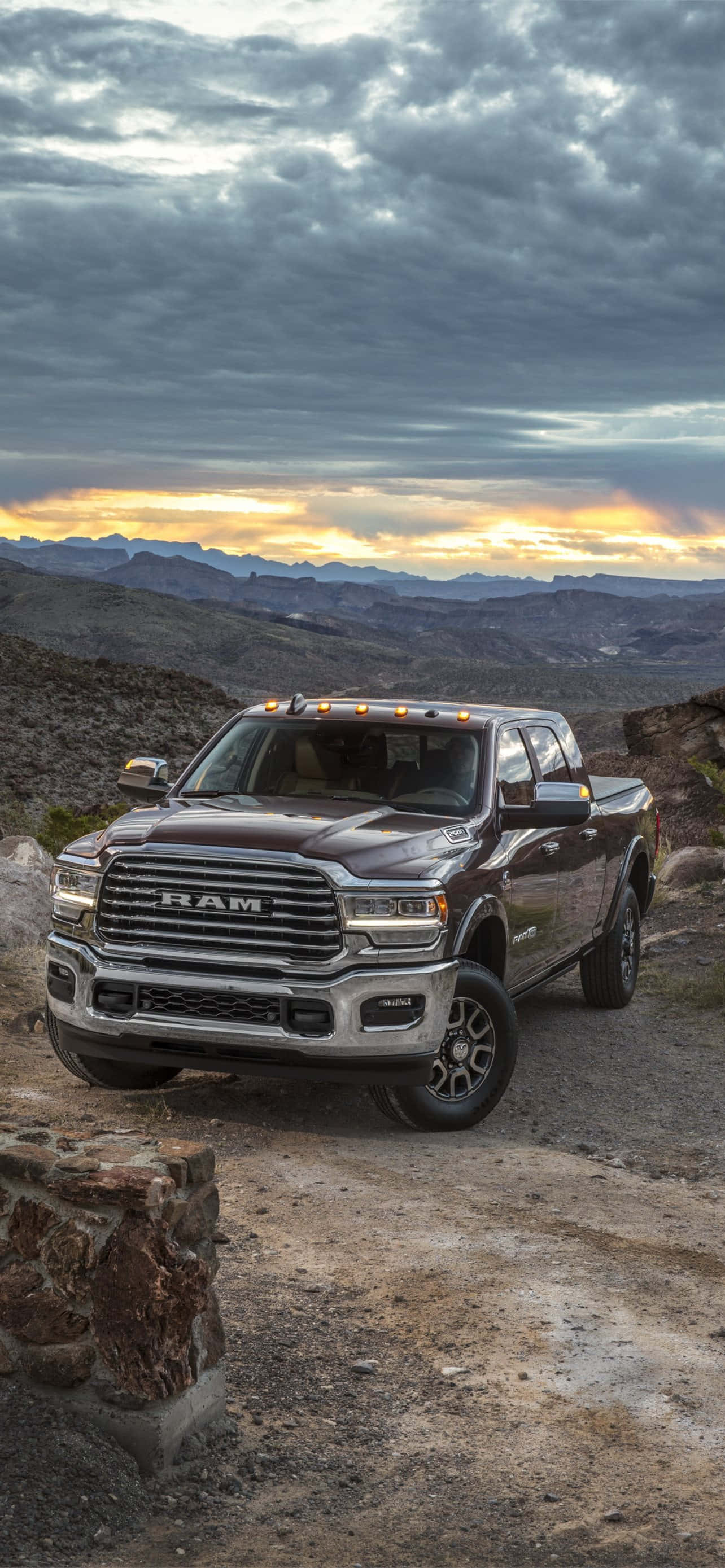 Pickup Truck Silver 2500 RAM Photography Picha ya Ukuta