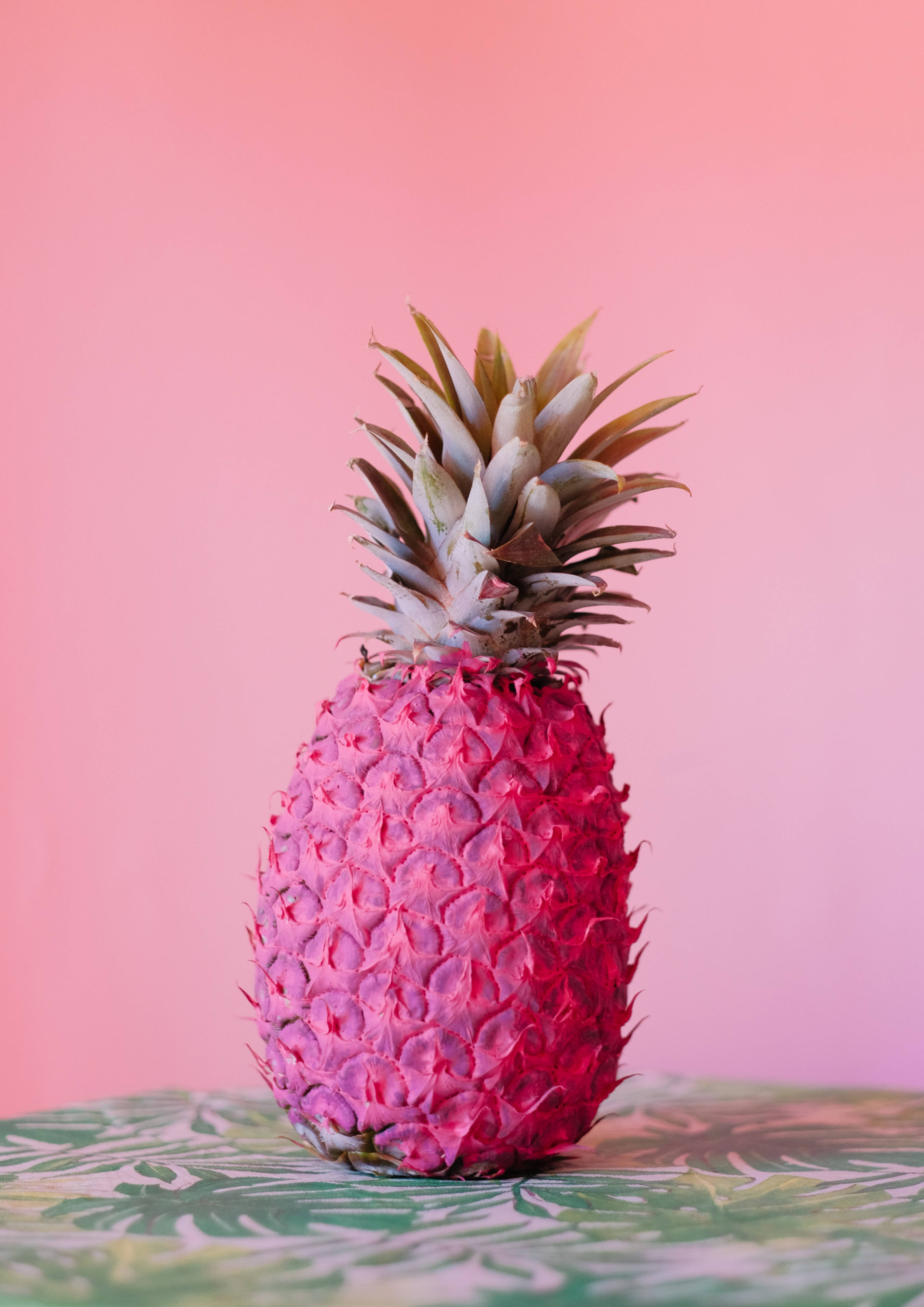 Pineapple ya Pinki Mwanga na Mzuri Picha ya Ukuta