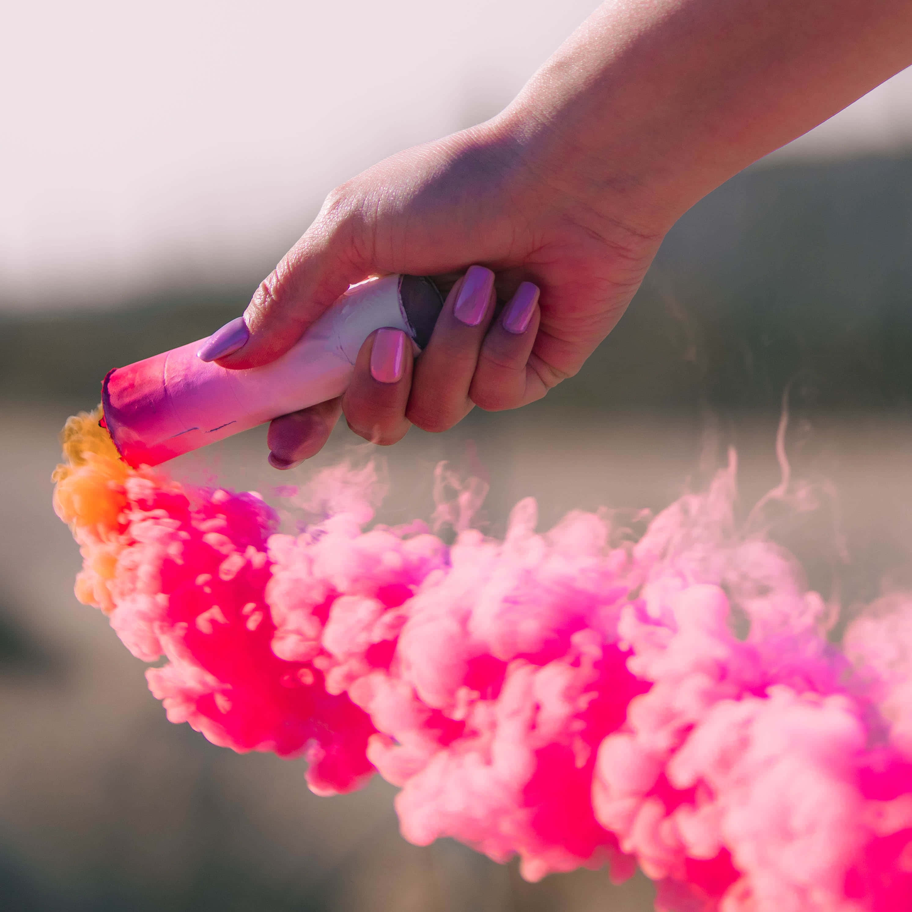 Pink Smoke in the Sky Picha ya Ukuta