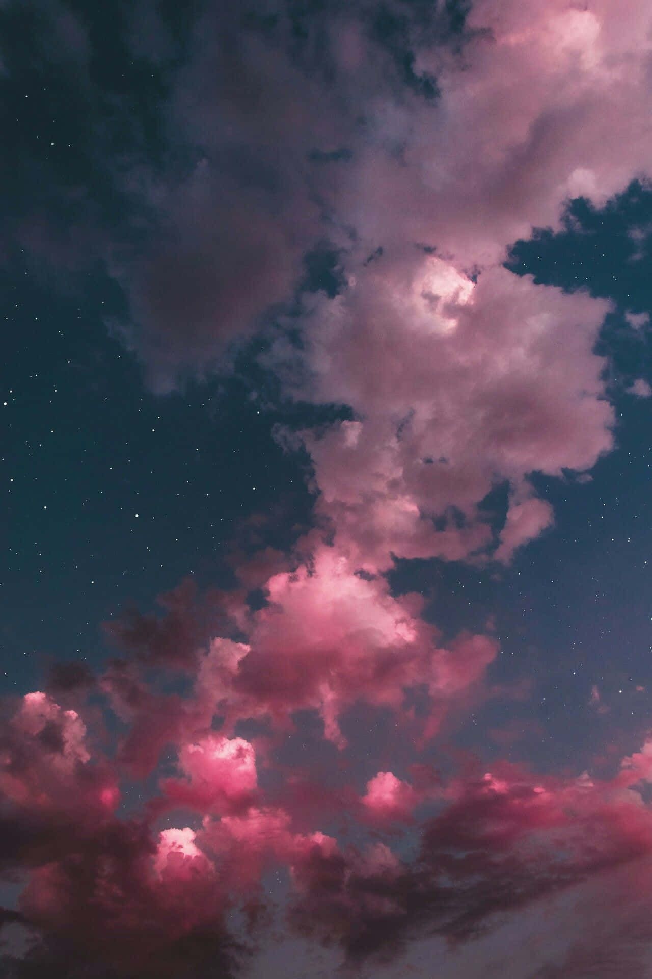 Purple Clouds 1280 x 1920 background Picha ya Ukuta
