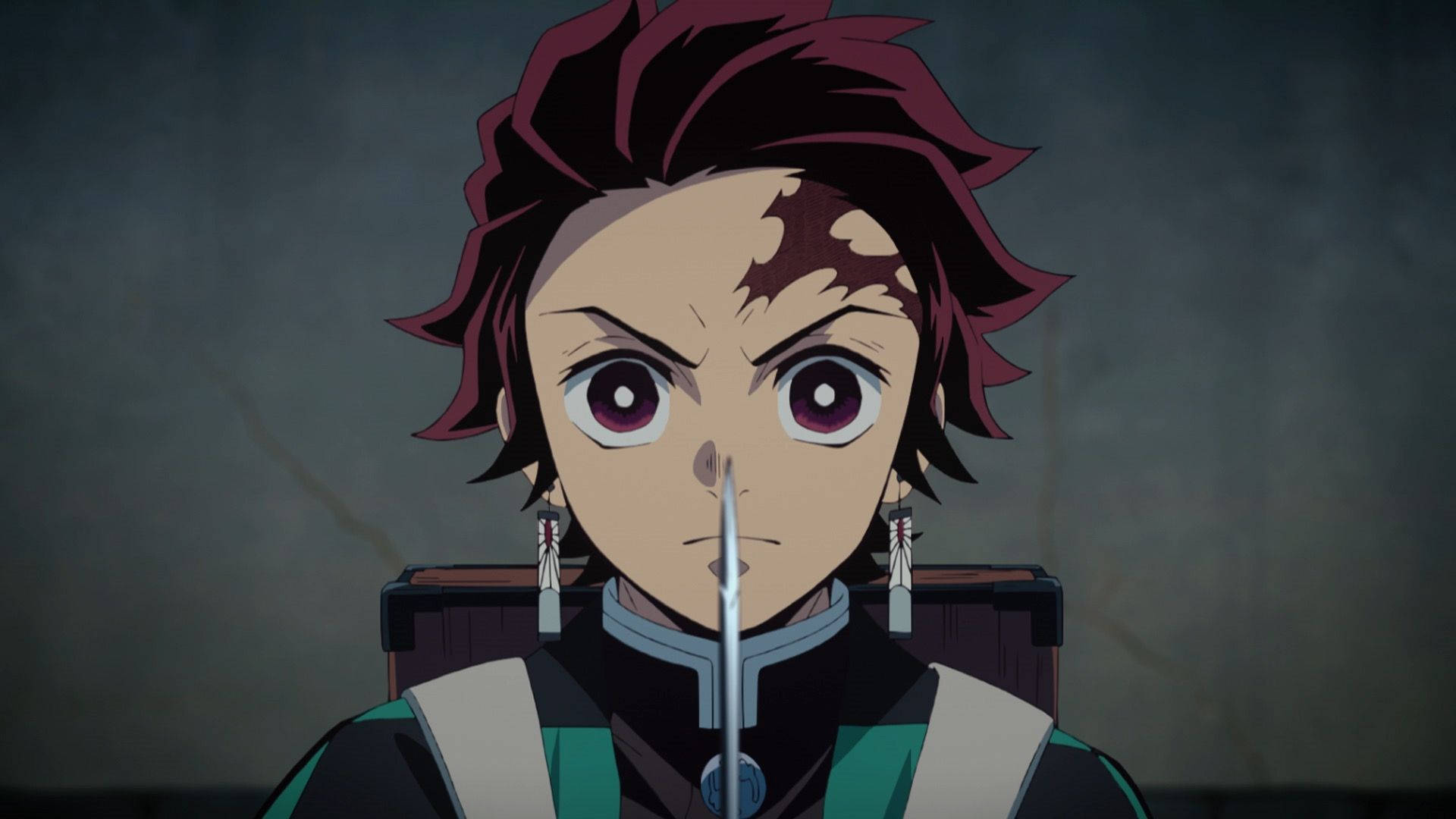 Safari ya Kamado Tanjiro ya Haki katika Demon Slayer Picha ya Ukuta