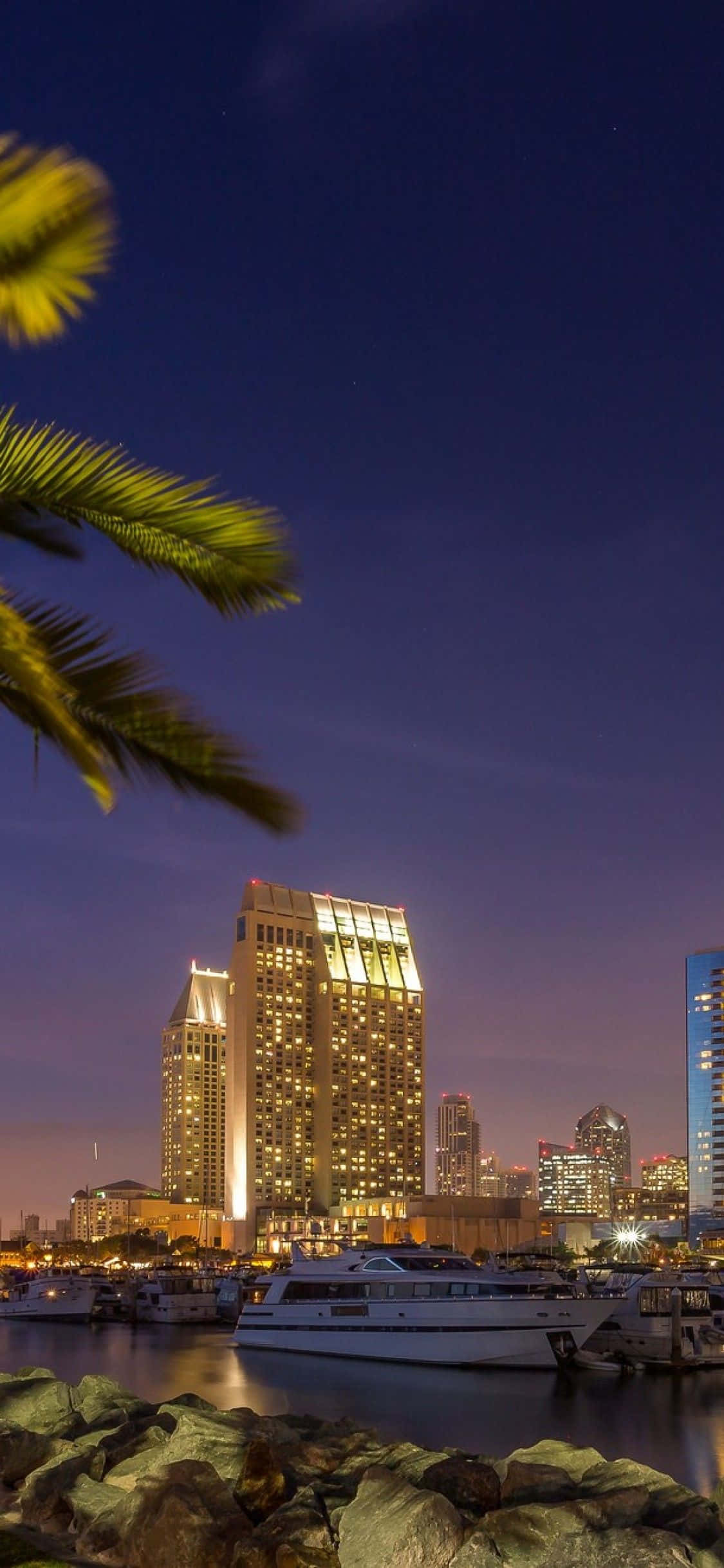 San Diego, Inayoweka Wallpaper ya iPhone Yako Kwenye Mwoneko Picha ya Ukuta