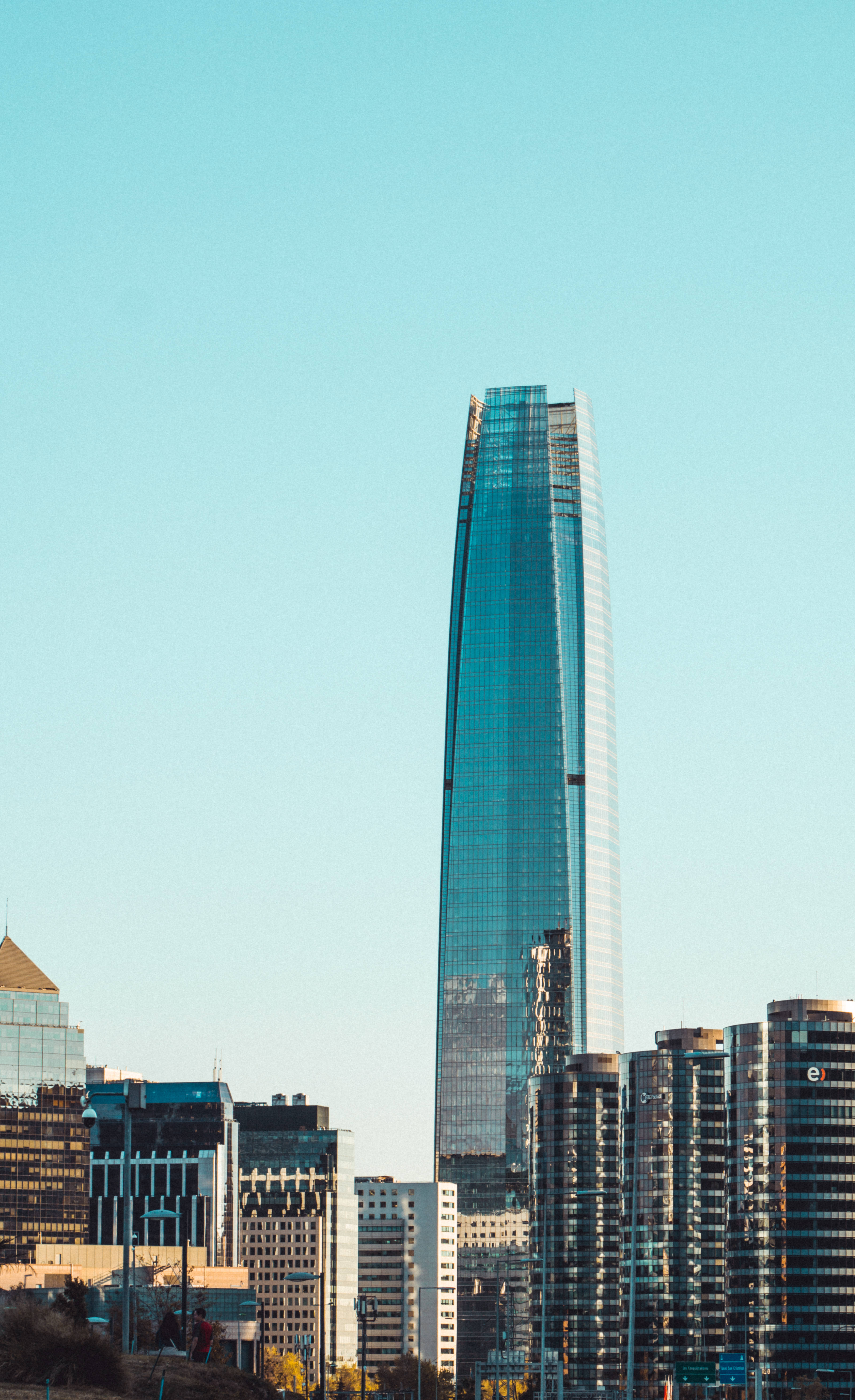 Santiago Chile Costanera Center Ulimwengu wa Bluu Picha ya Ukuta