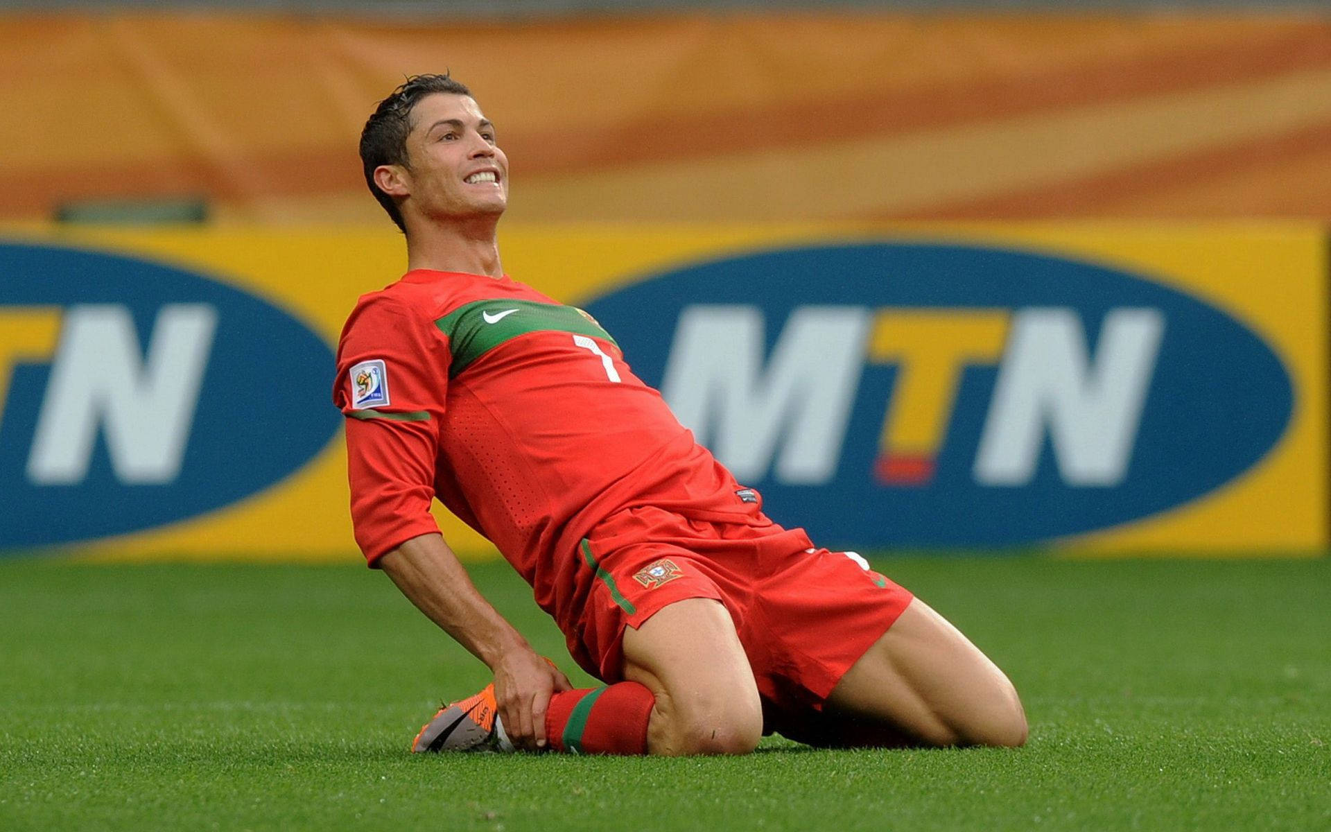 Shati nyekundu la FPF la Cristiano Ronaldo Picha ya Ukuta