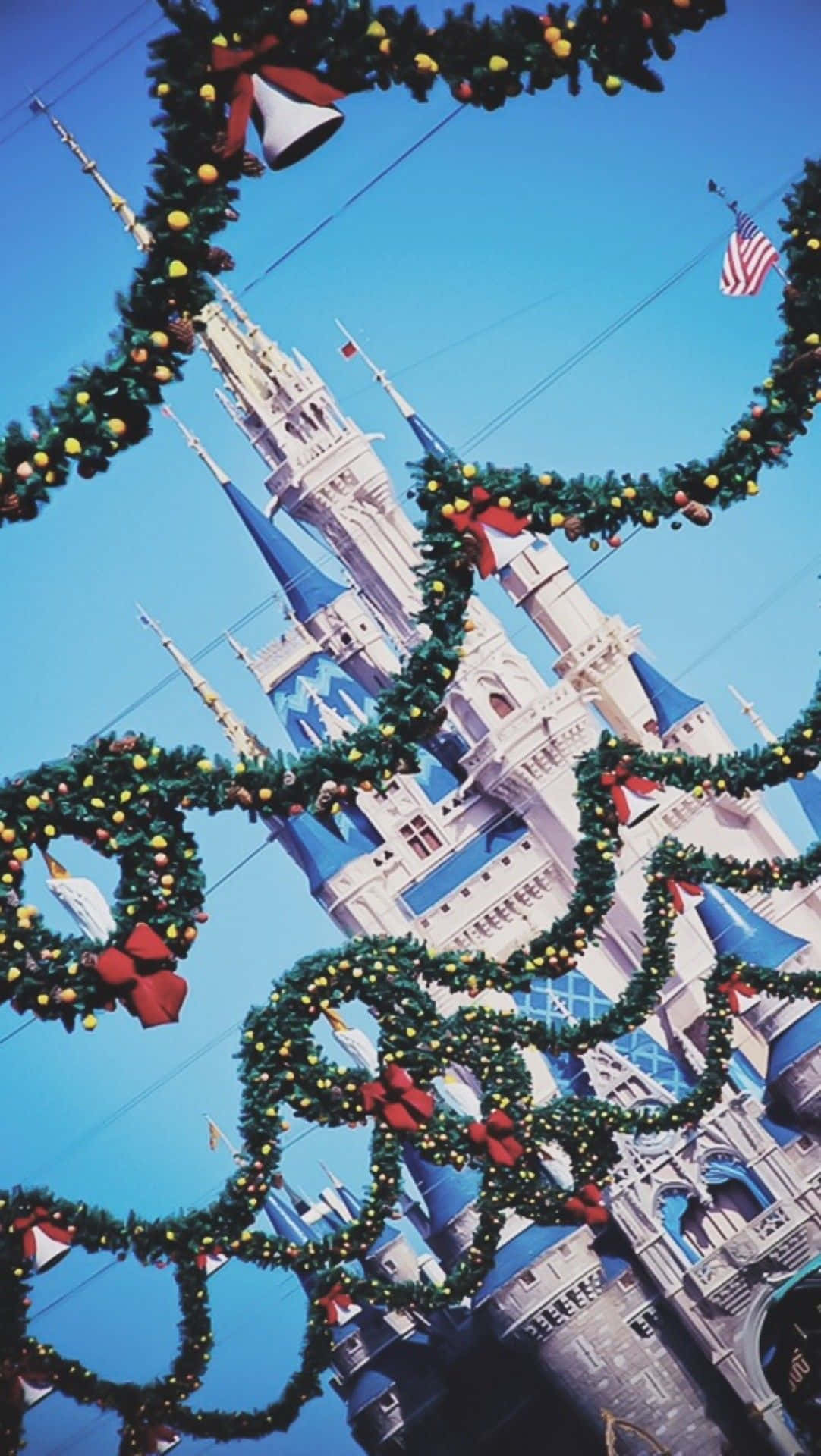 Sherehehea Uchawi wa Krismasi na Disney Picha ya Ukuta