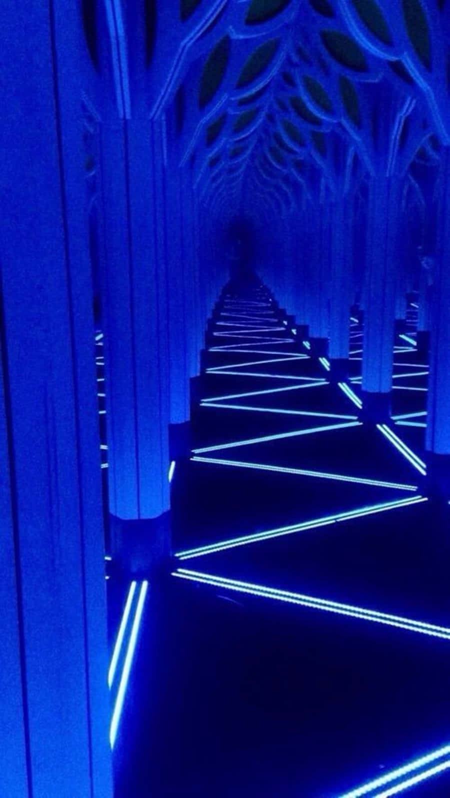 "Shuhudia uhai wa umeme wa Neon Blue Aesthetic!" Picha ya Ukuta