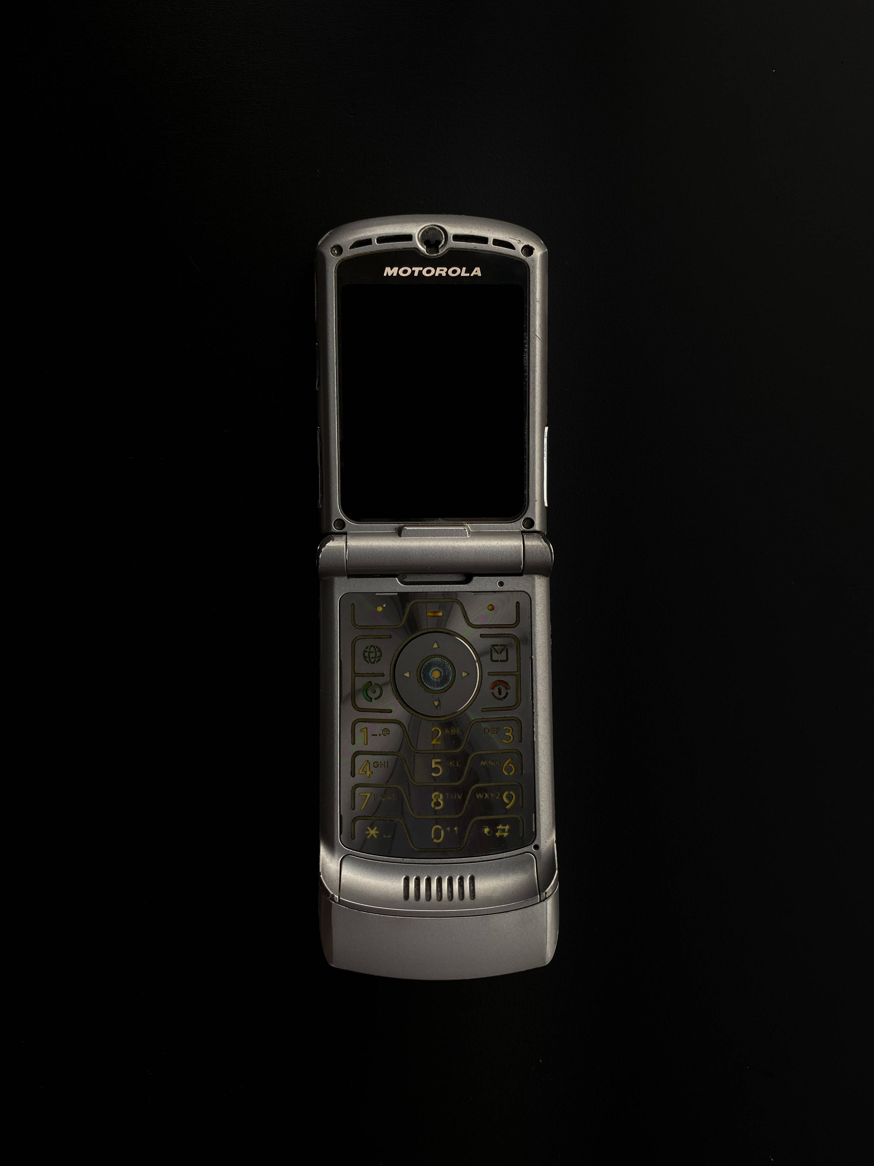 Silver Motorola Razr Picha ya Ukuta
