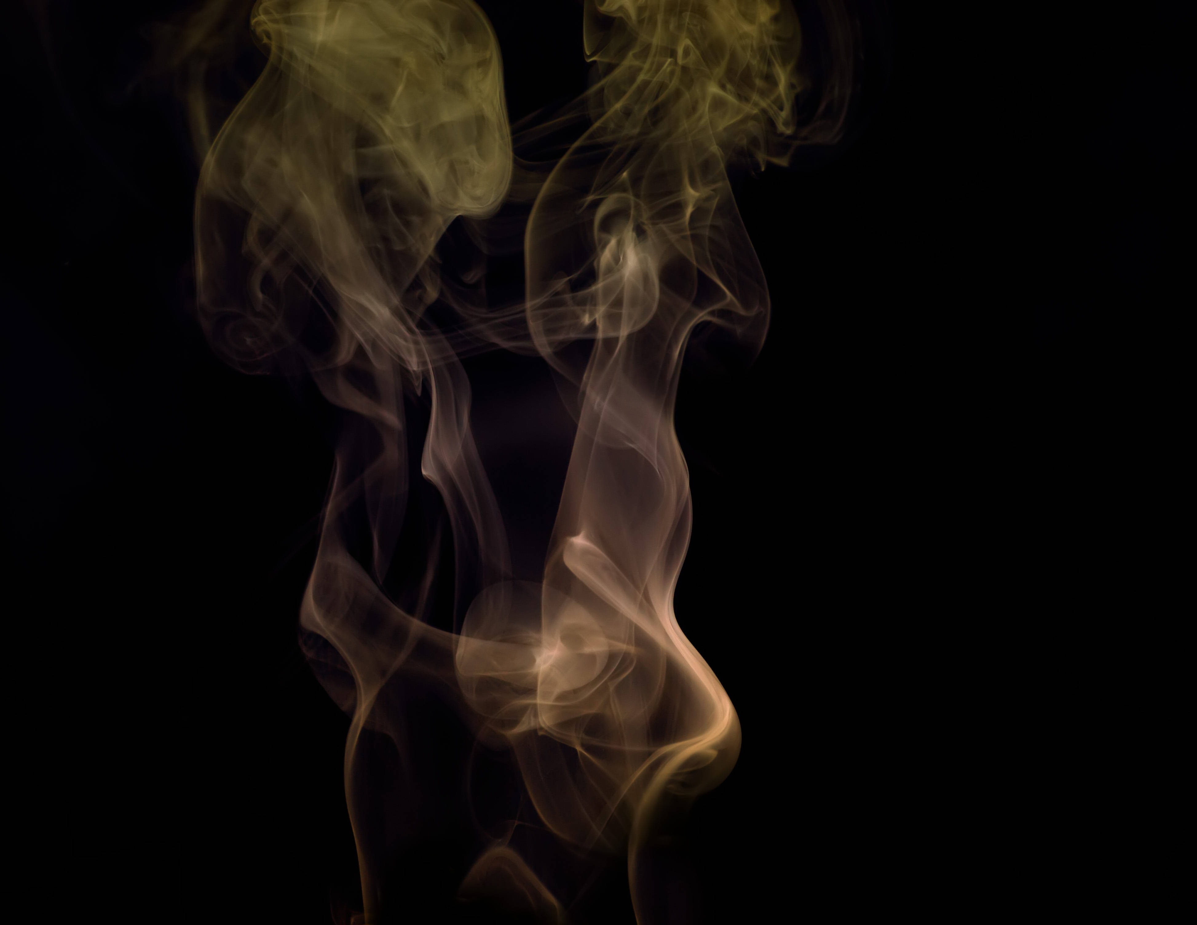 Smoke Fronds Reach Out Picha ya Ukuta