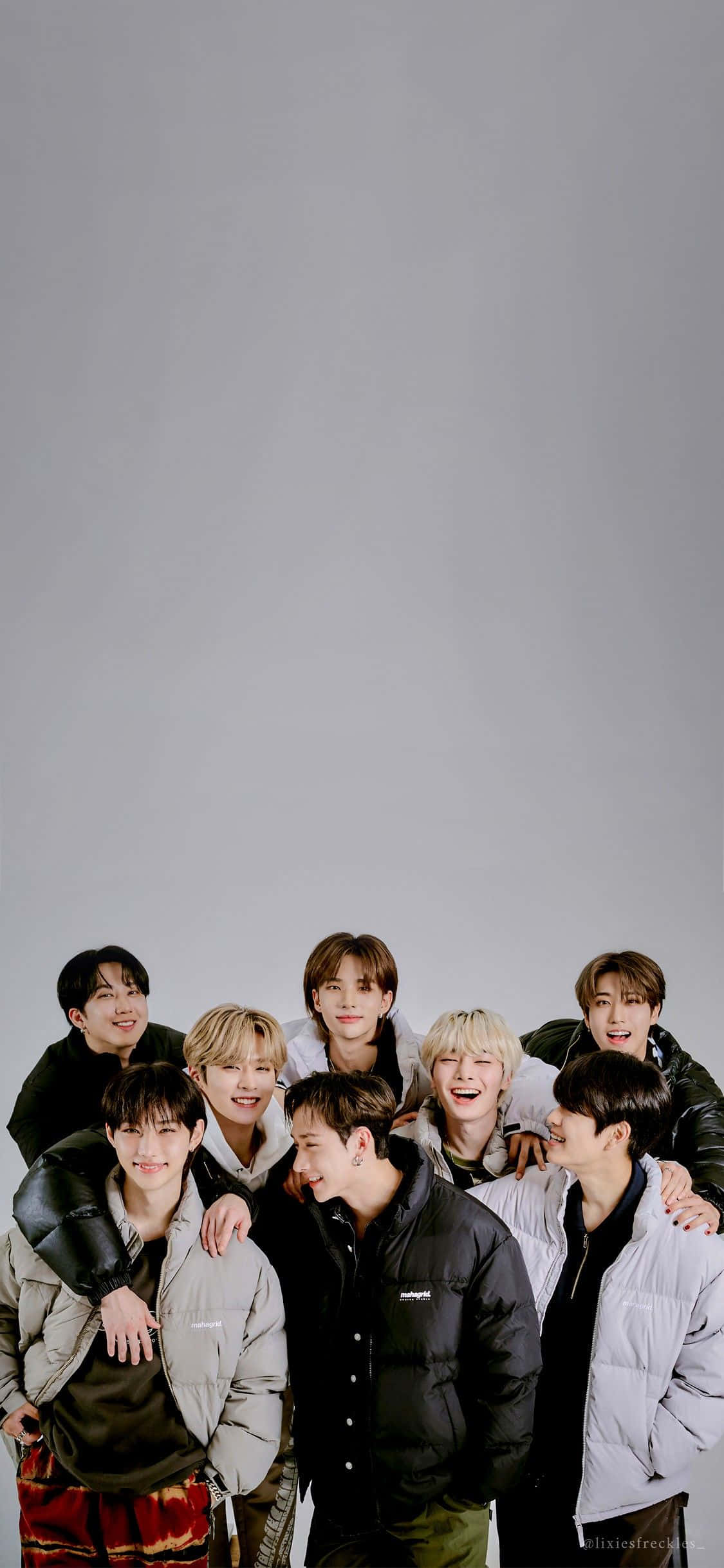 Stray Kids OT8 Visual ya Kuvutia Picha ya Ukuta