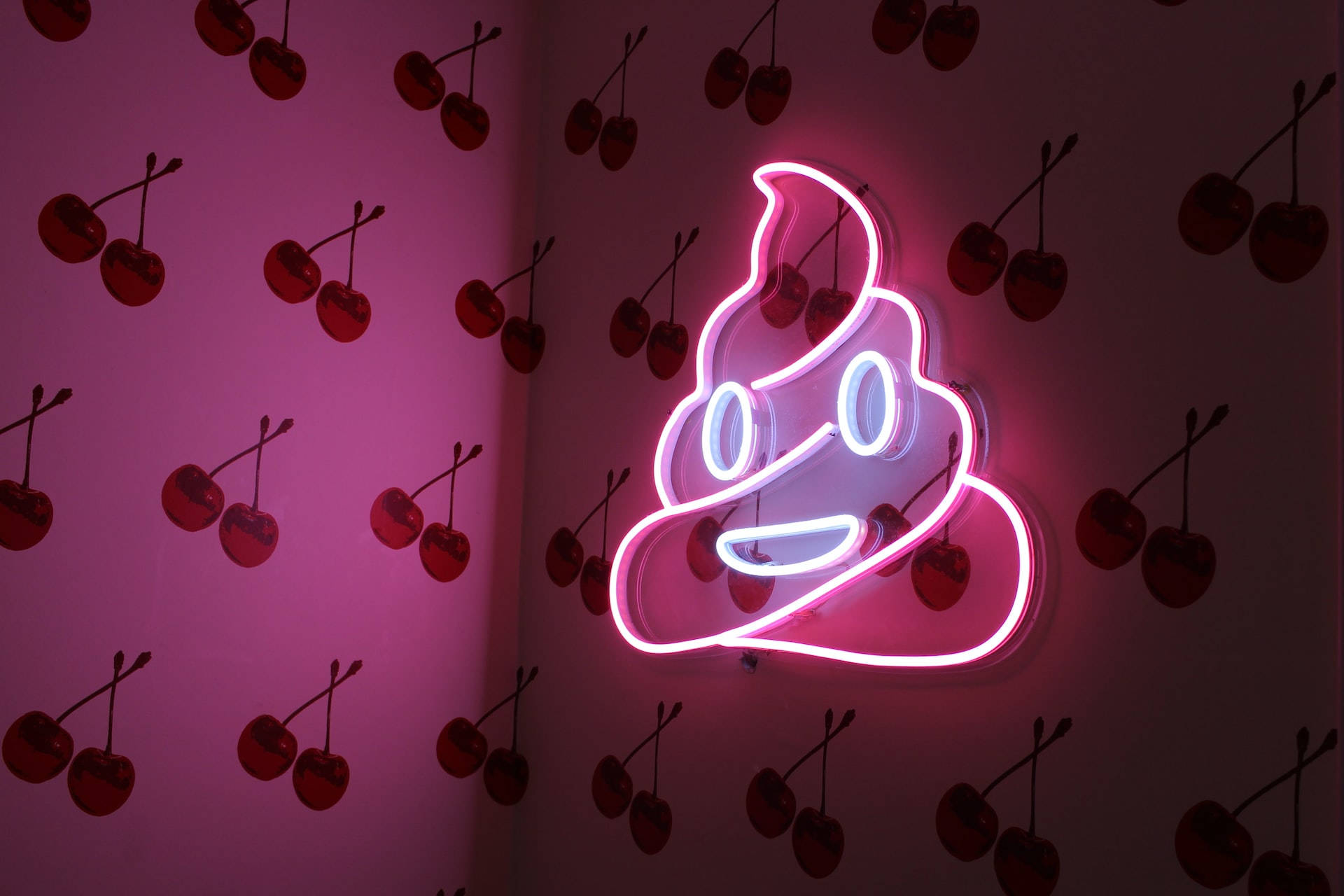 Tabasamu la Poo la Neon Picha ya Ukuta